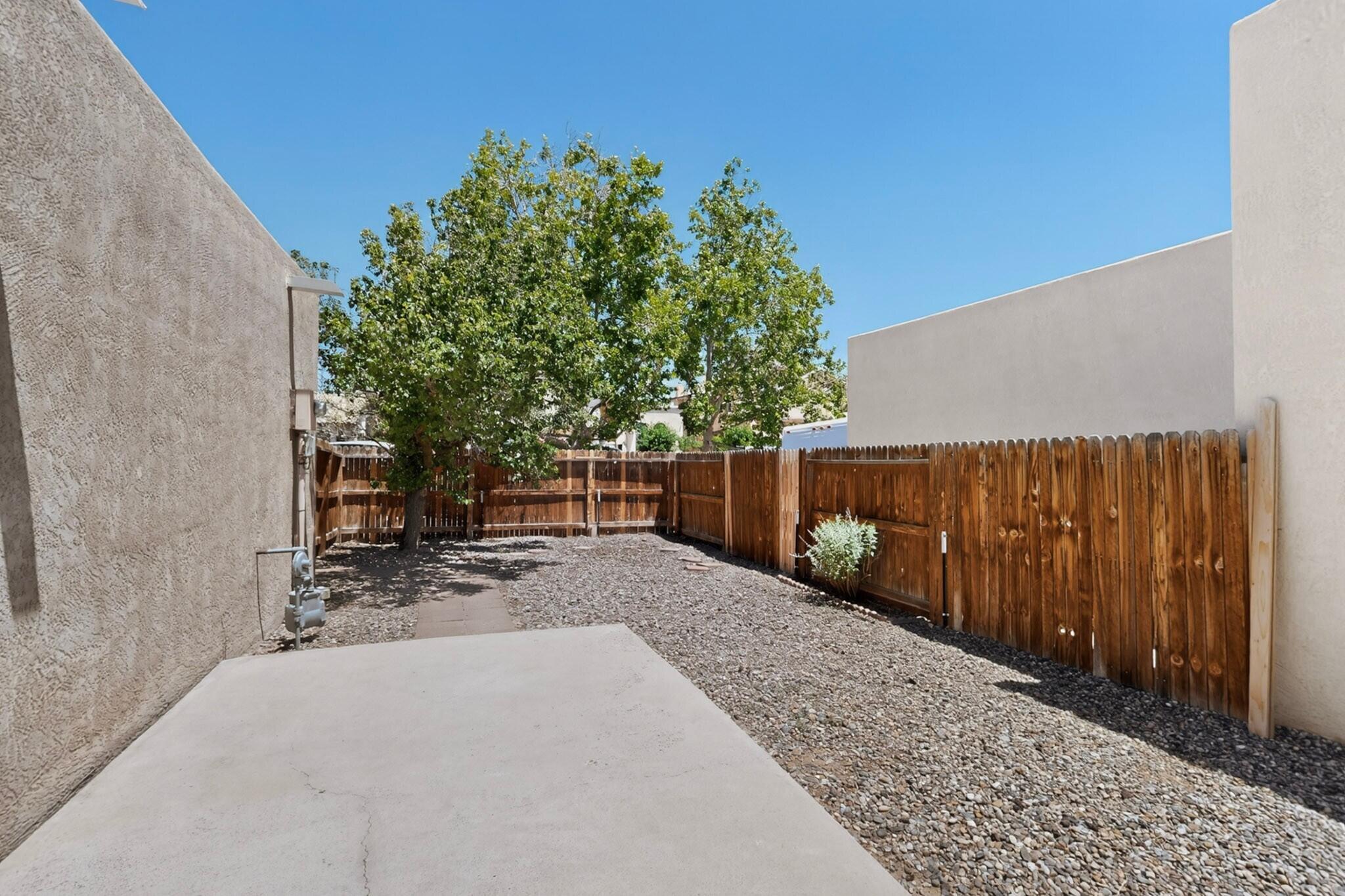 7709 Pinewood Drive NW
