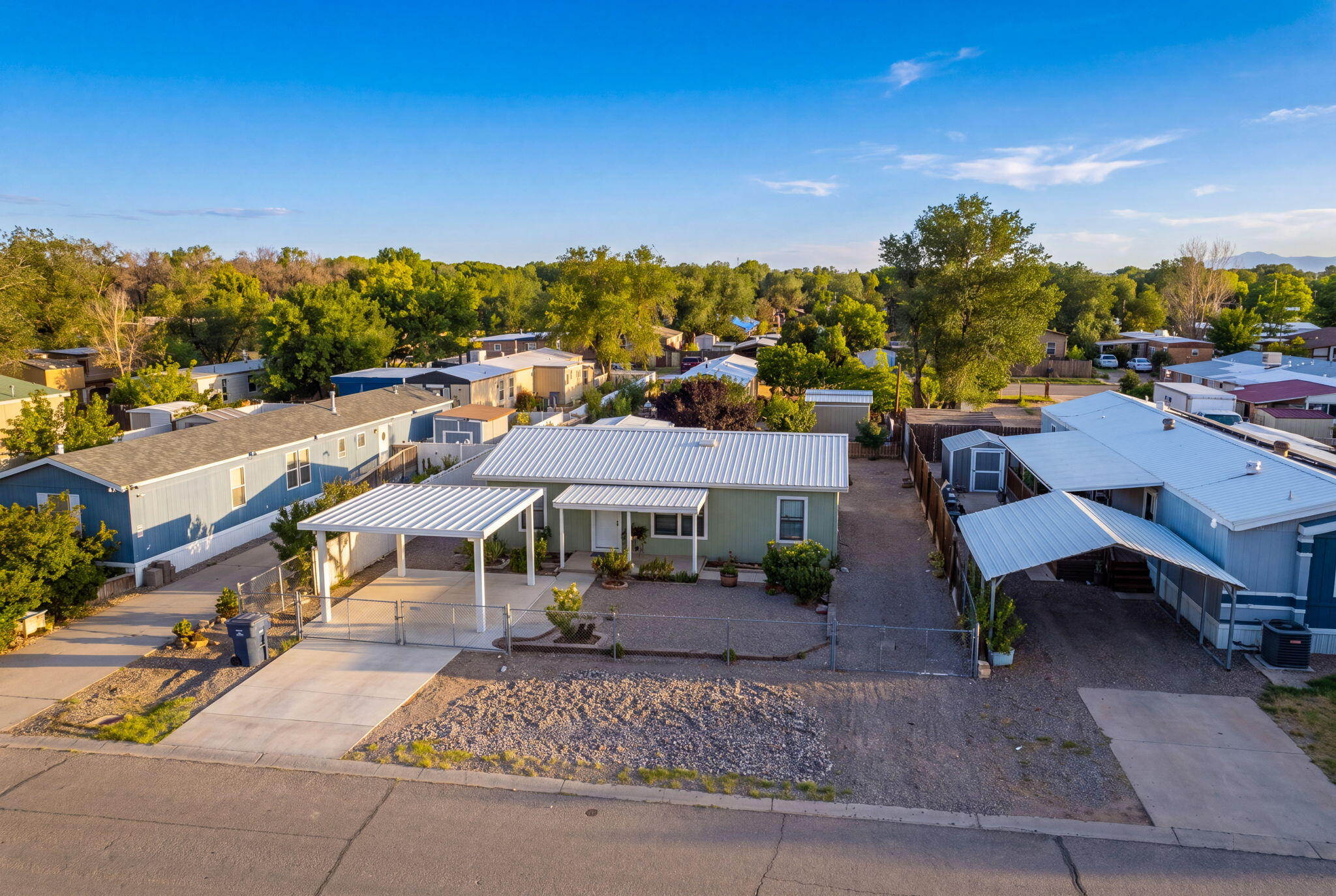 1109 Serafin Court SE