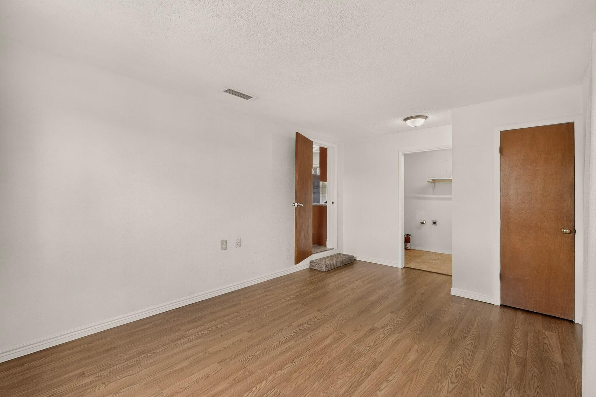 341 60th Street NW