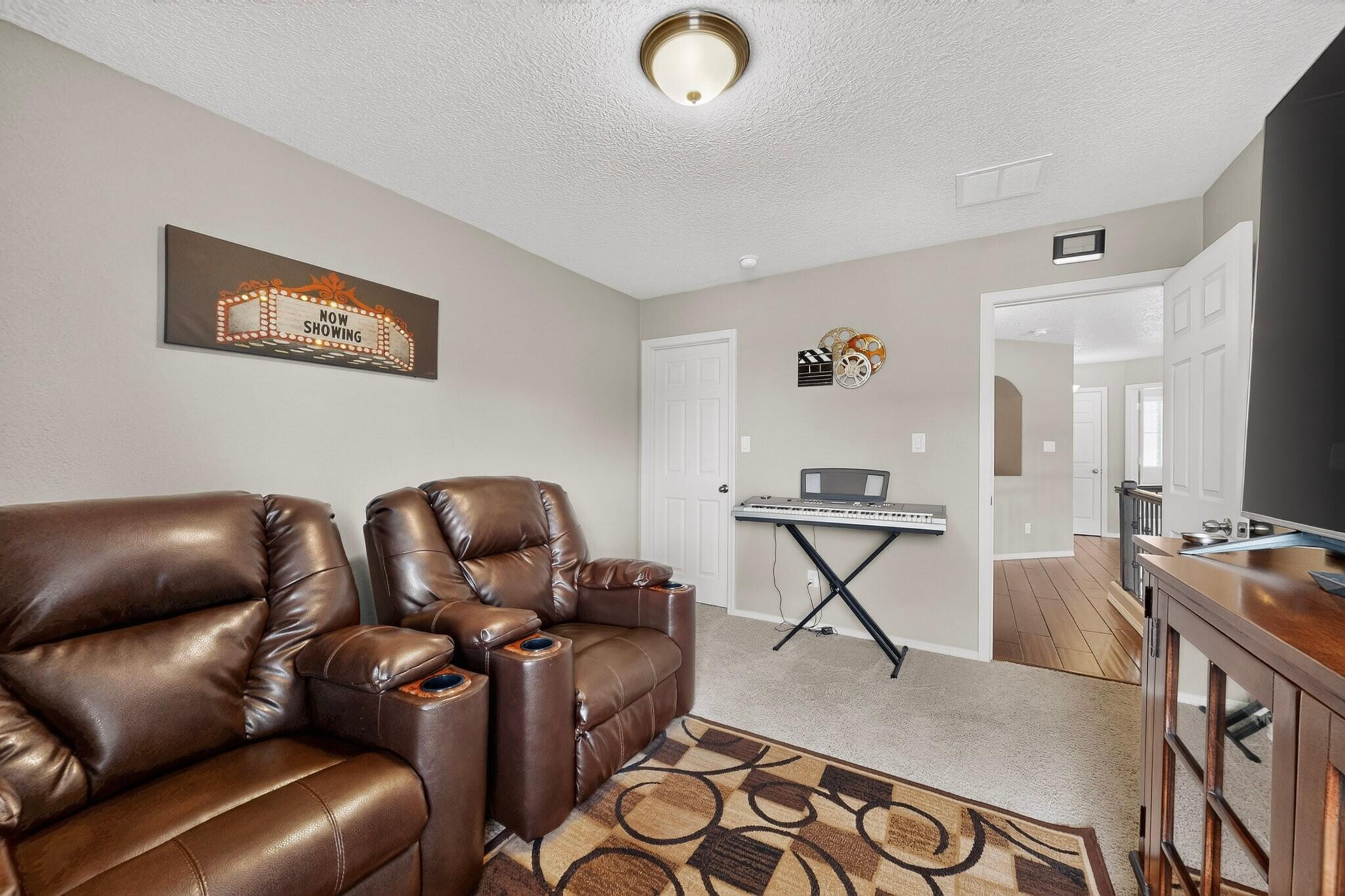1704 Roble Drive SE