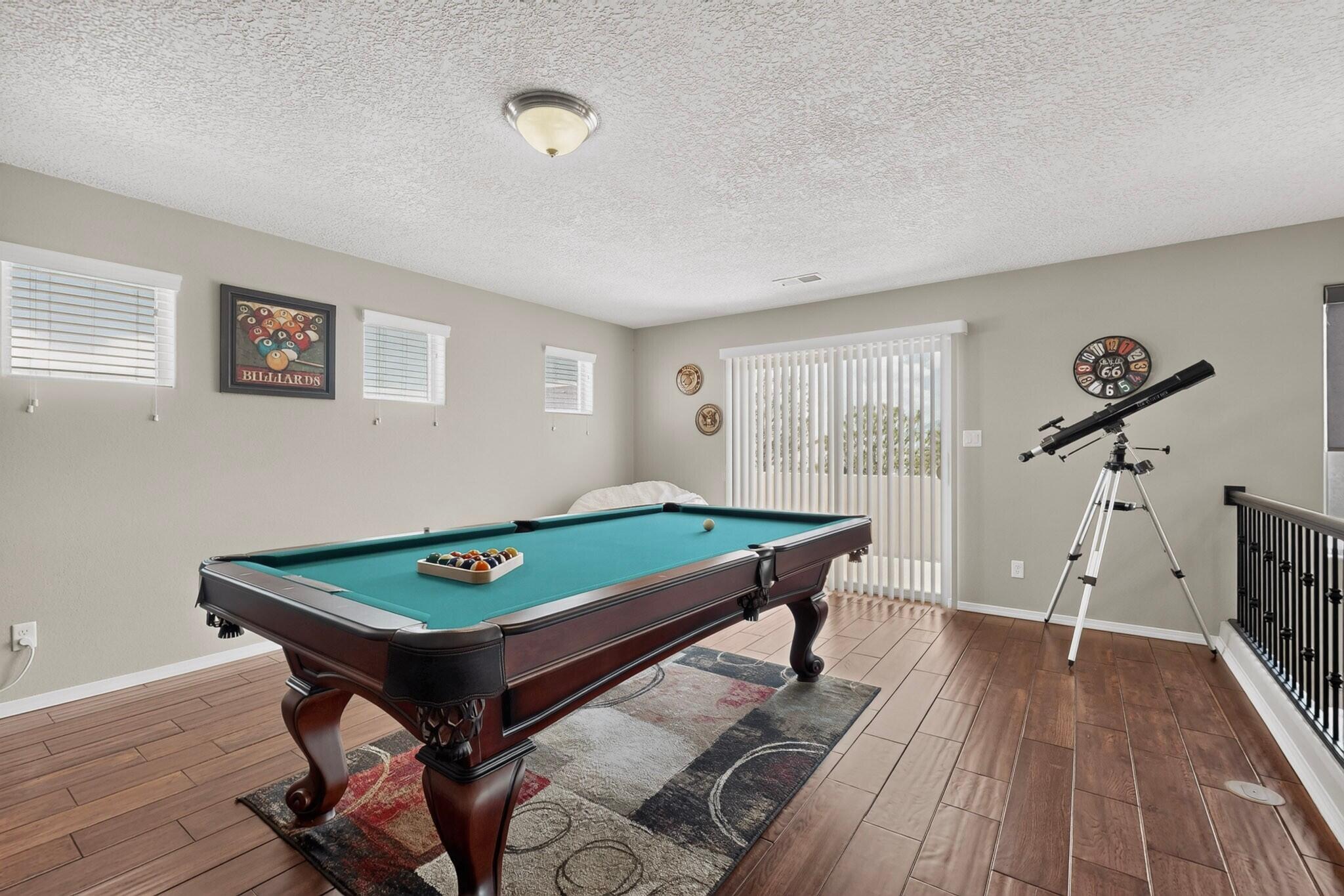 1704 Roble Drive SE