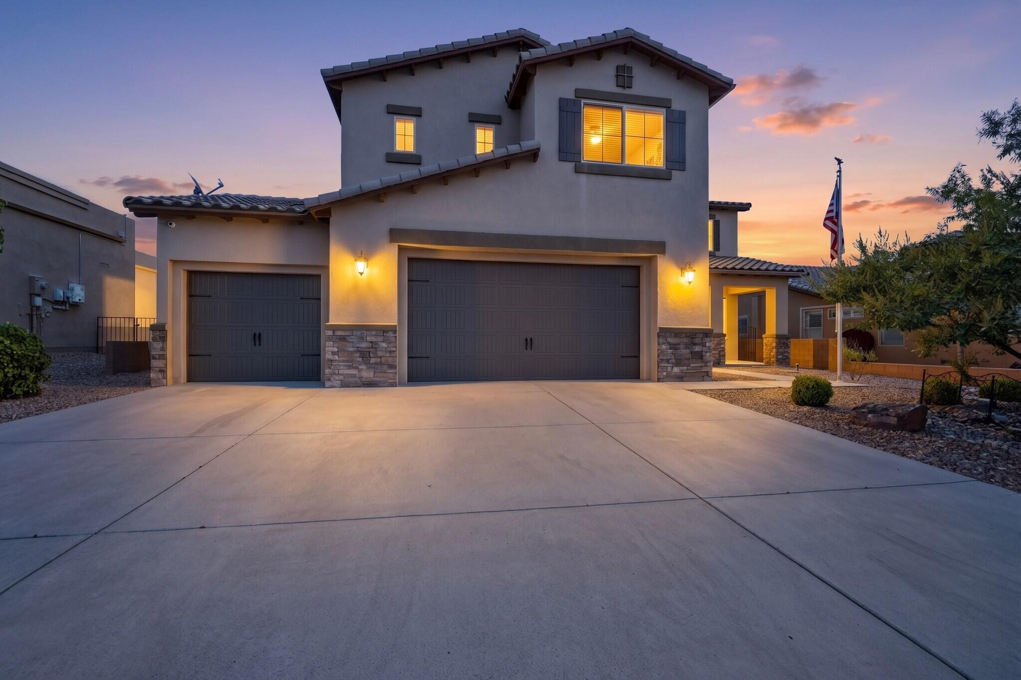 1704 Roble Drive SE