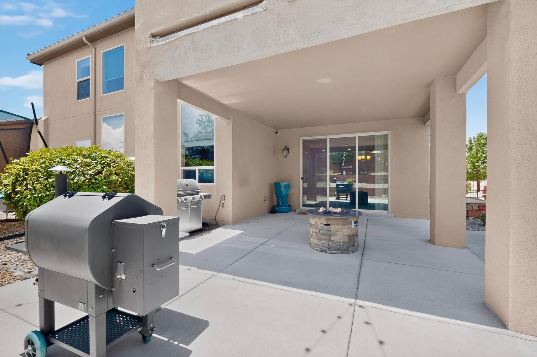 1704 Roble Drive SE