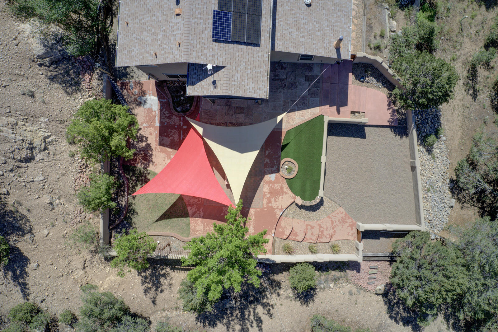 27 Forest Road