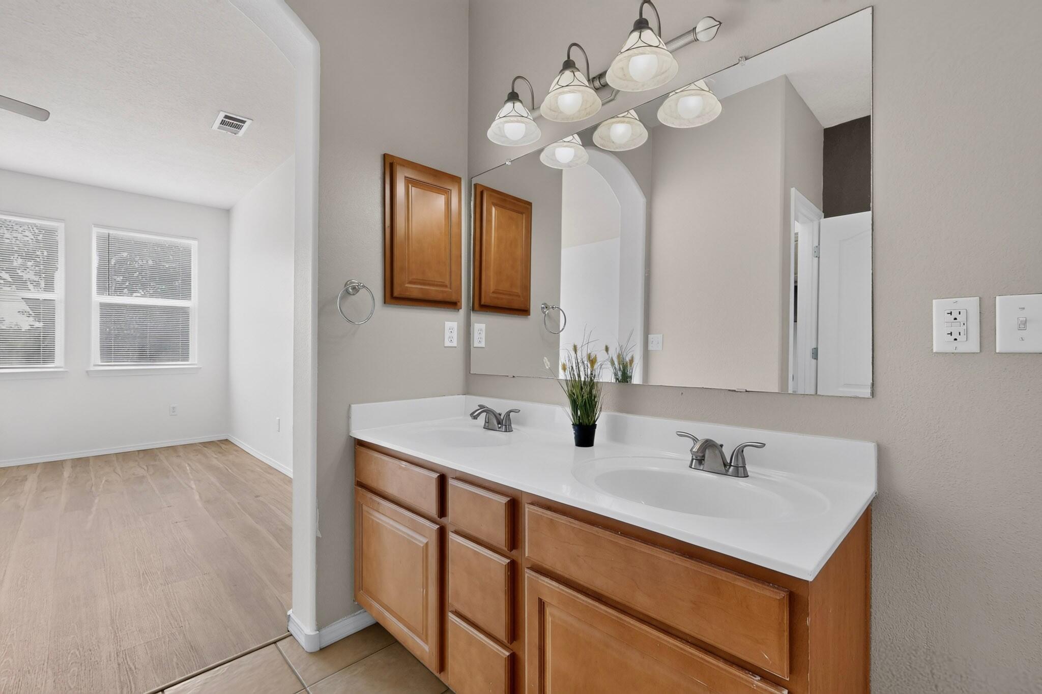 3112 Grassland Drive SW