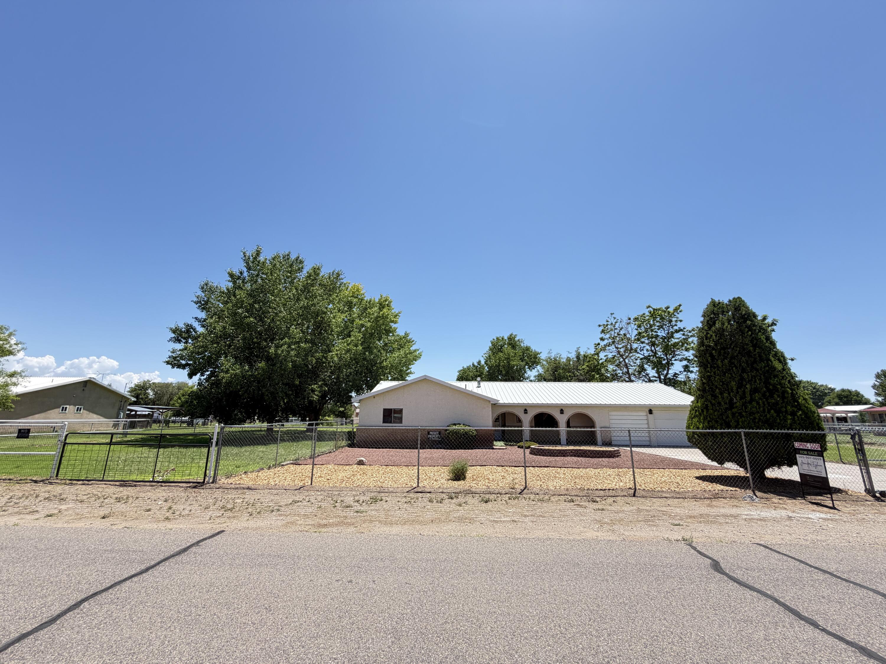 2740 Valle Grande Road SW
