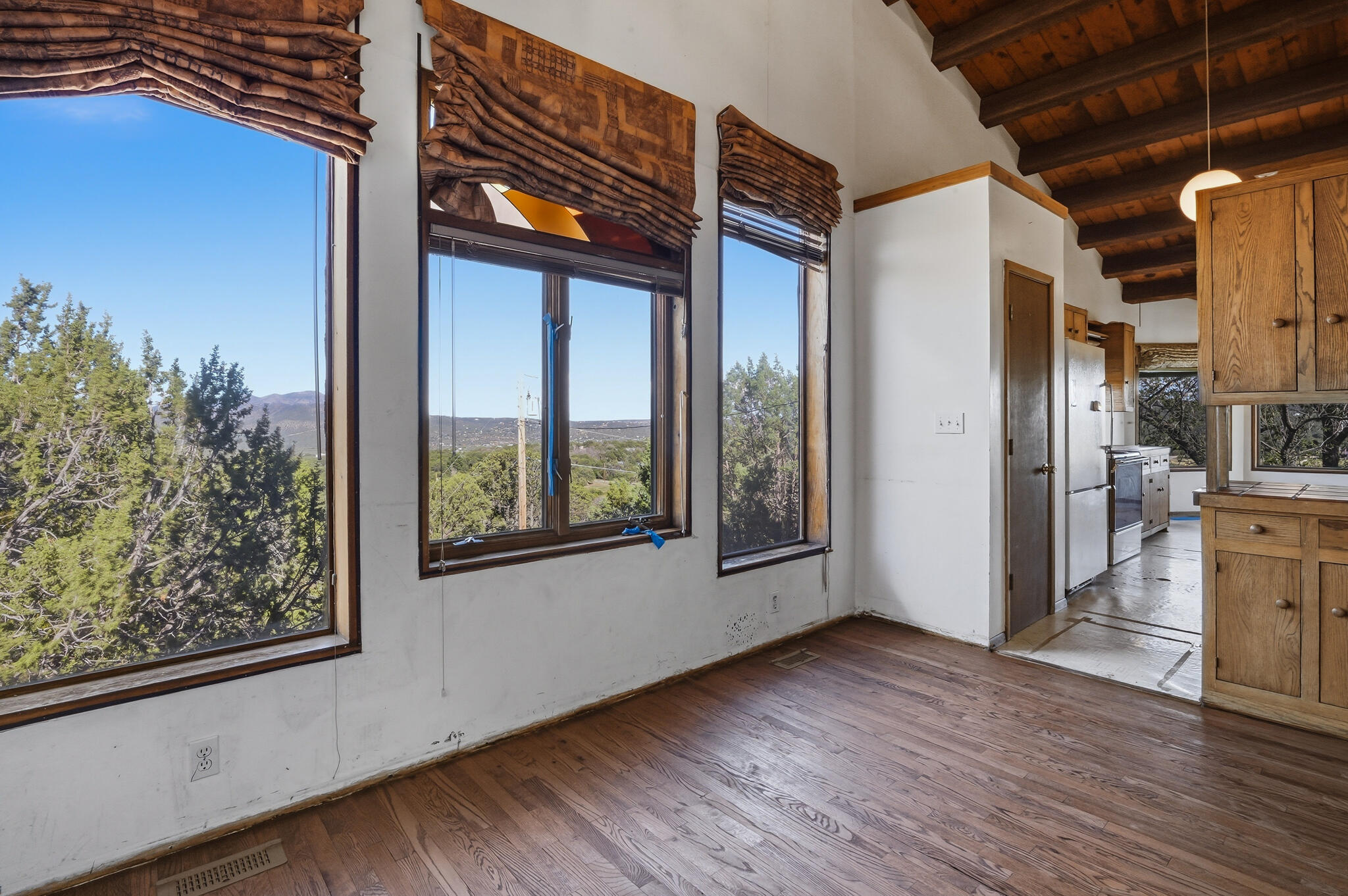 32 Sandia Park Lane