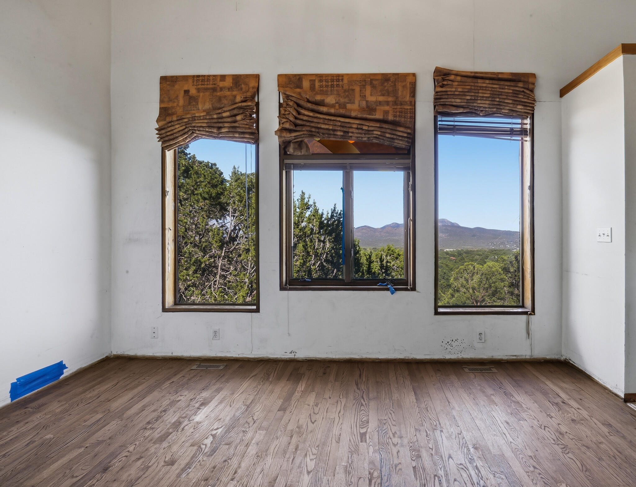 32 Sandia Park Lane