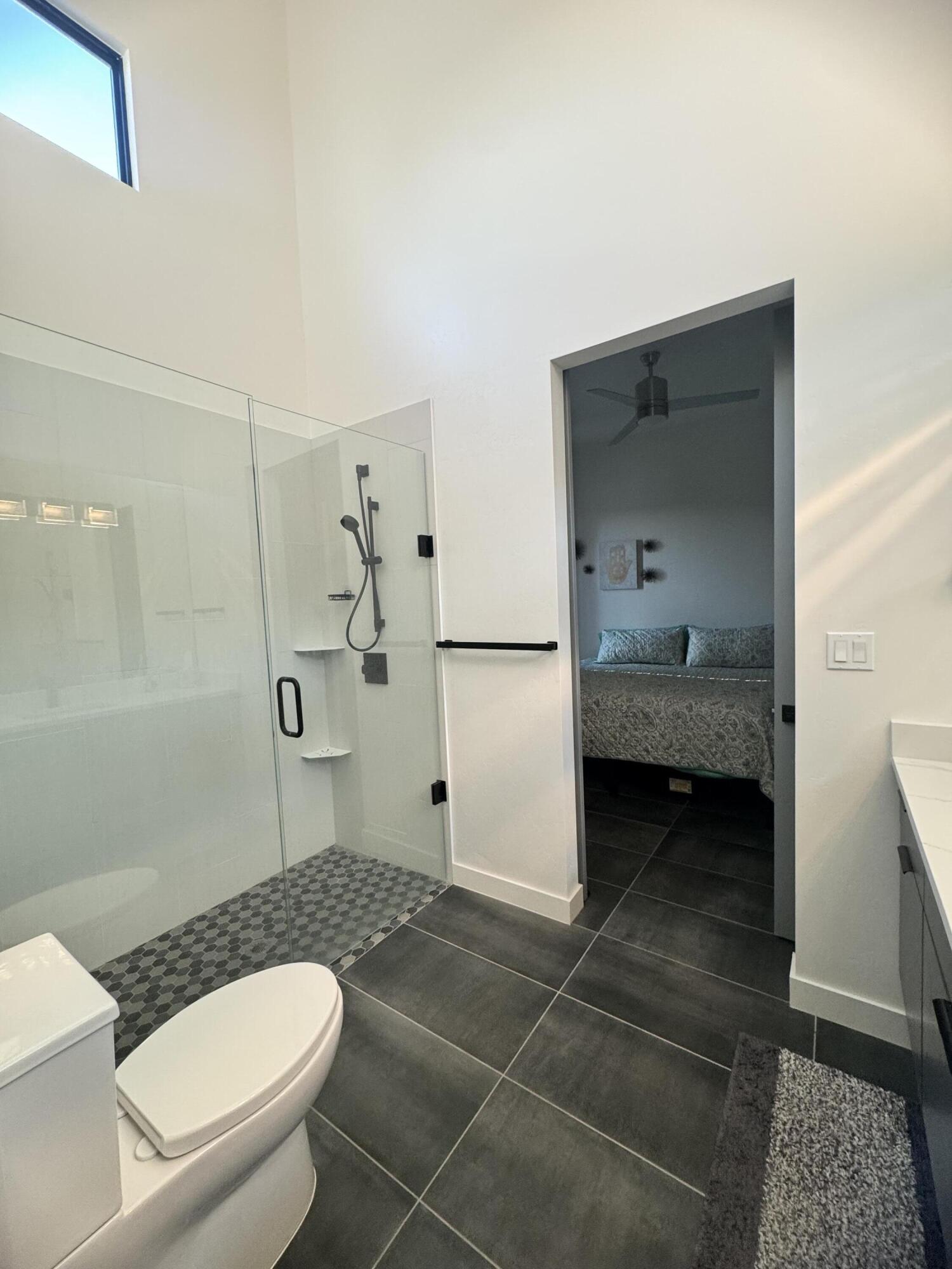 816 Villa Road SE