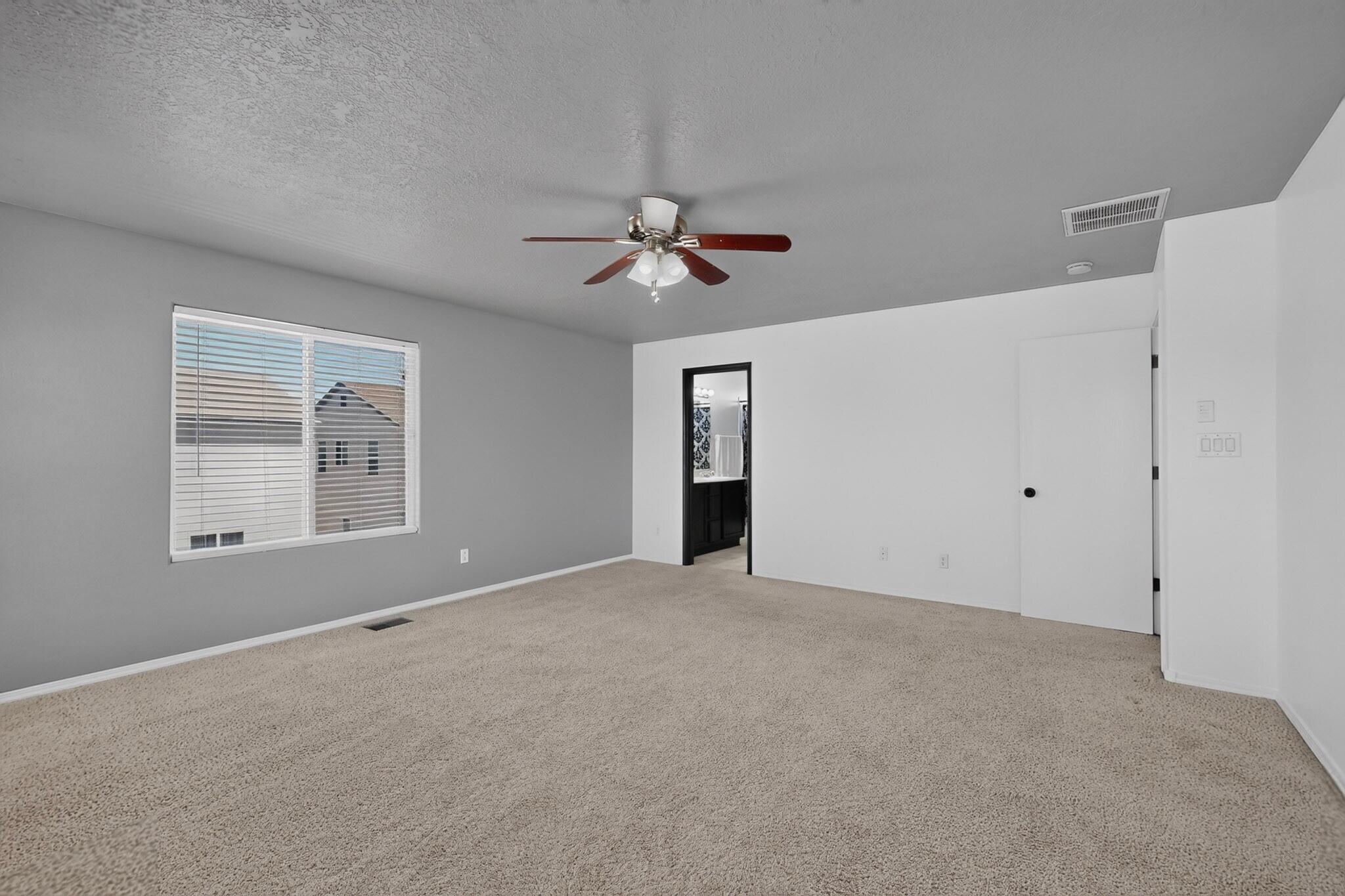 437 Luminoso Drive NW