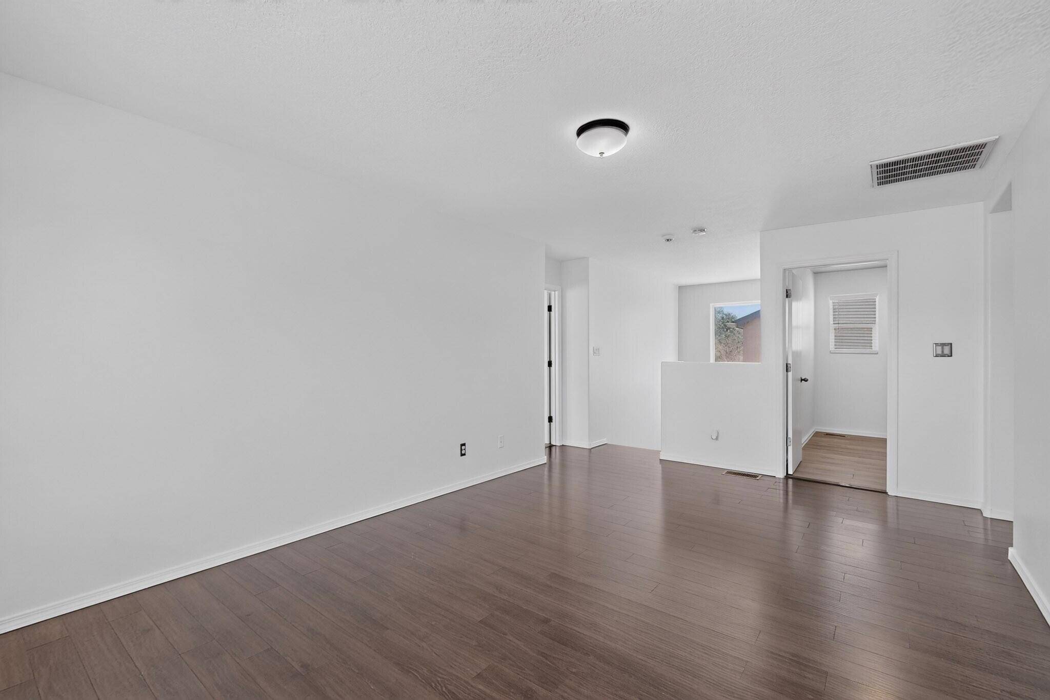 437 Luminoso Drive NW