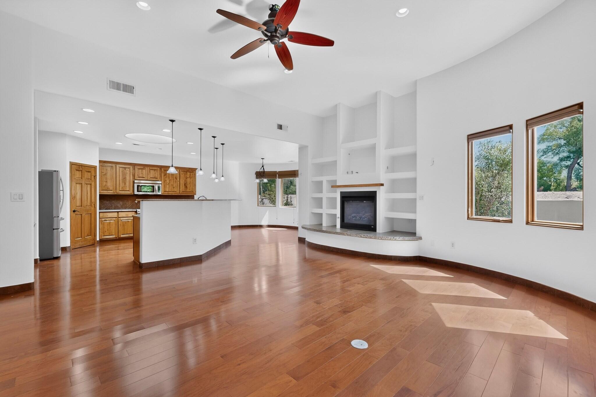 236 Anna Maria Place SW