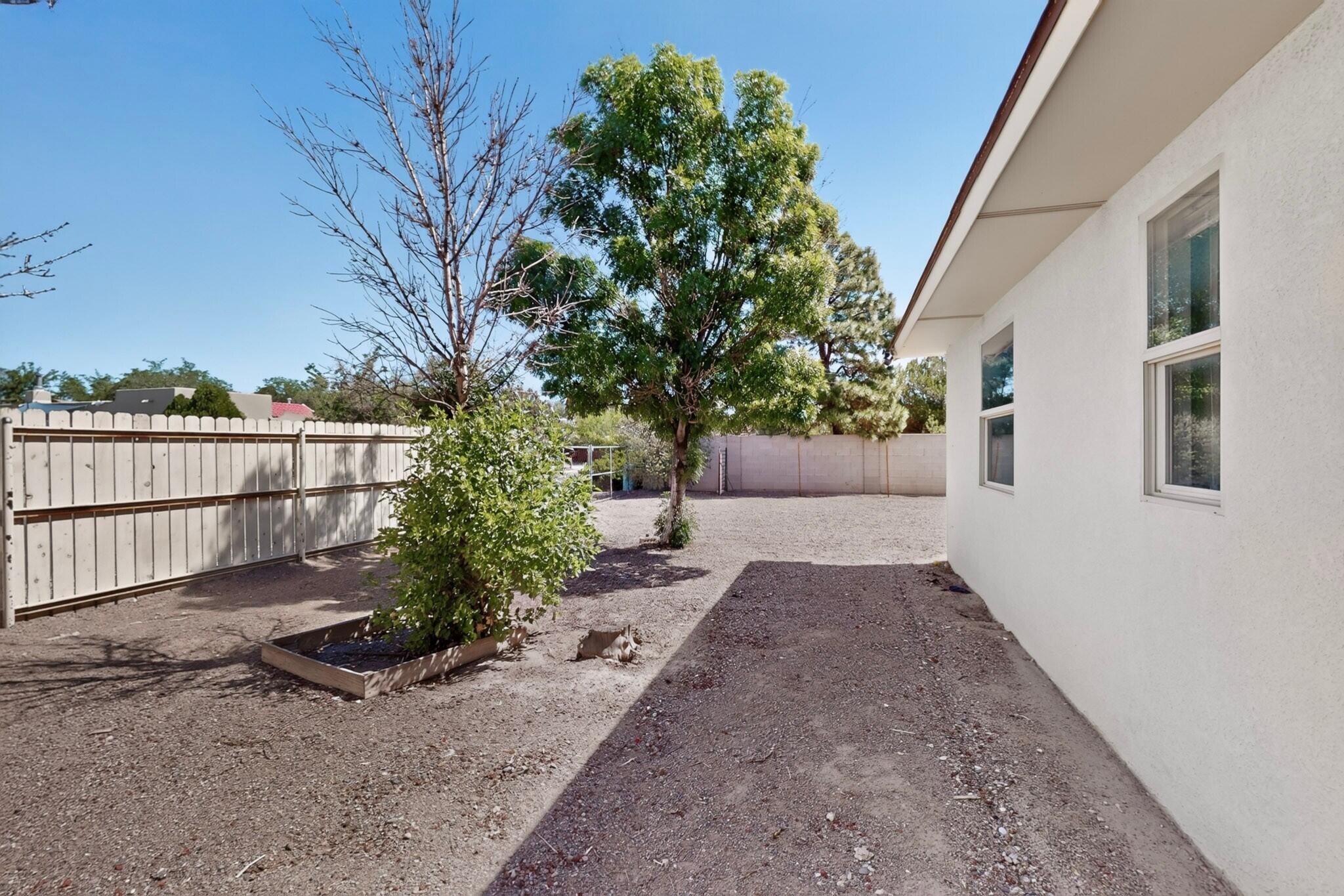 900 Peach Tree Road SE