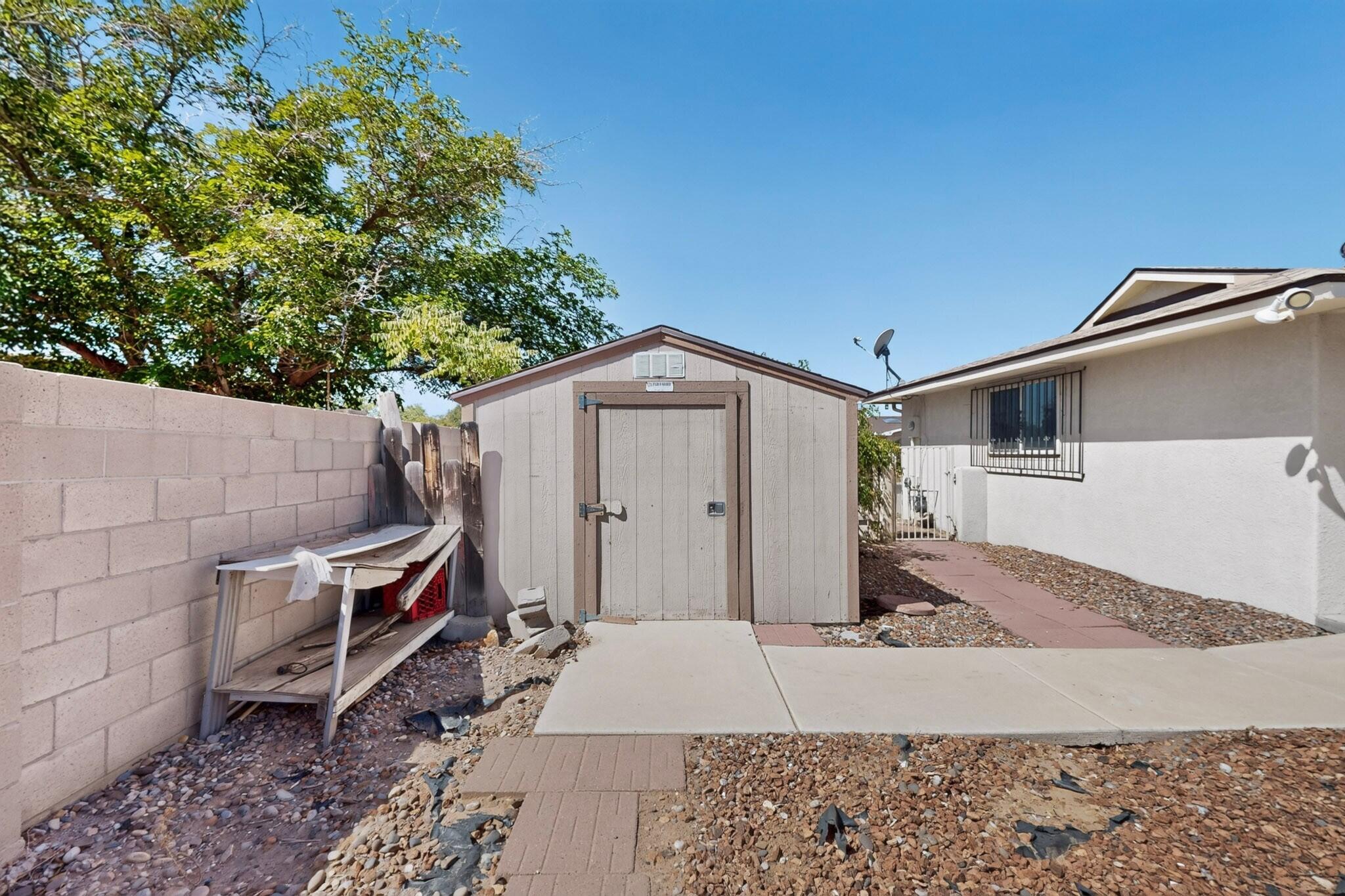 900 Peach Tree Road SE