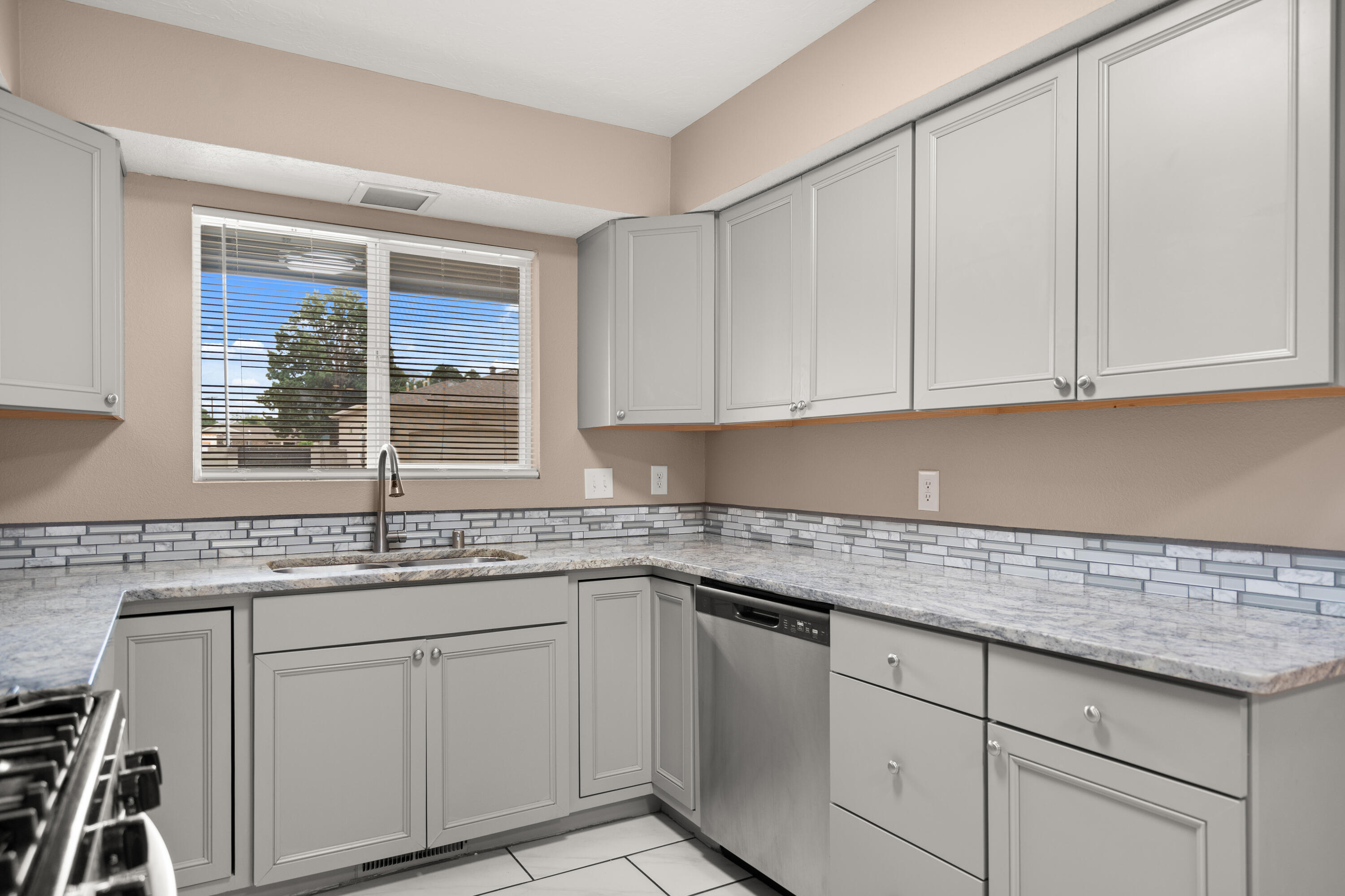 8114 Pickard Avenue NE