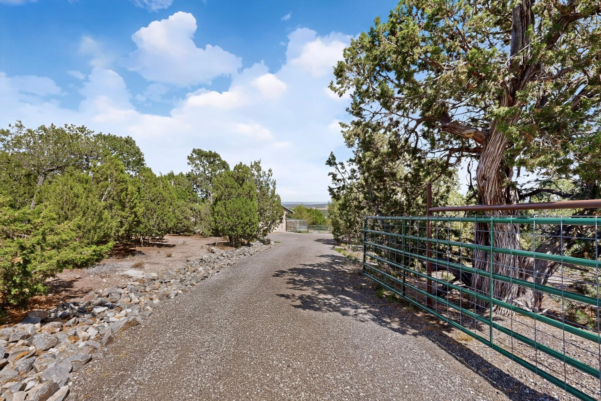 97 Sandia Mountain Ranch Drive
