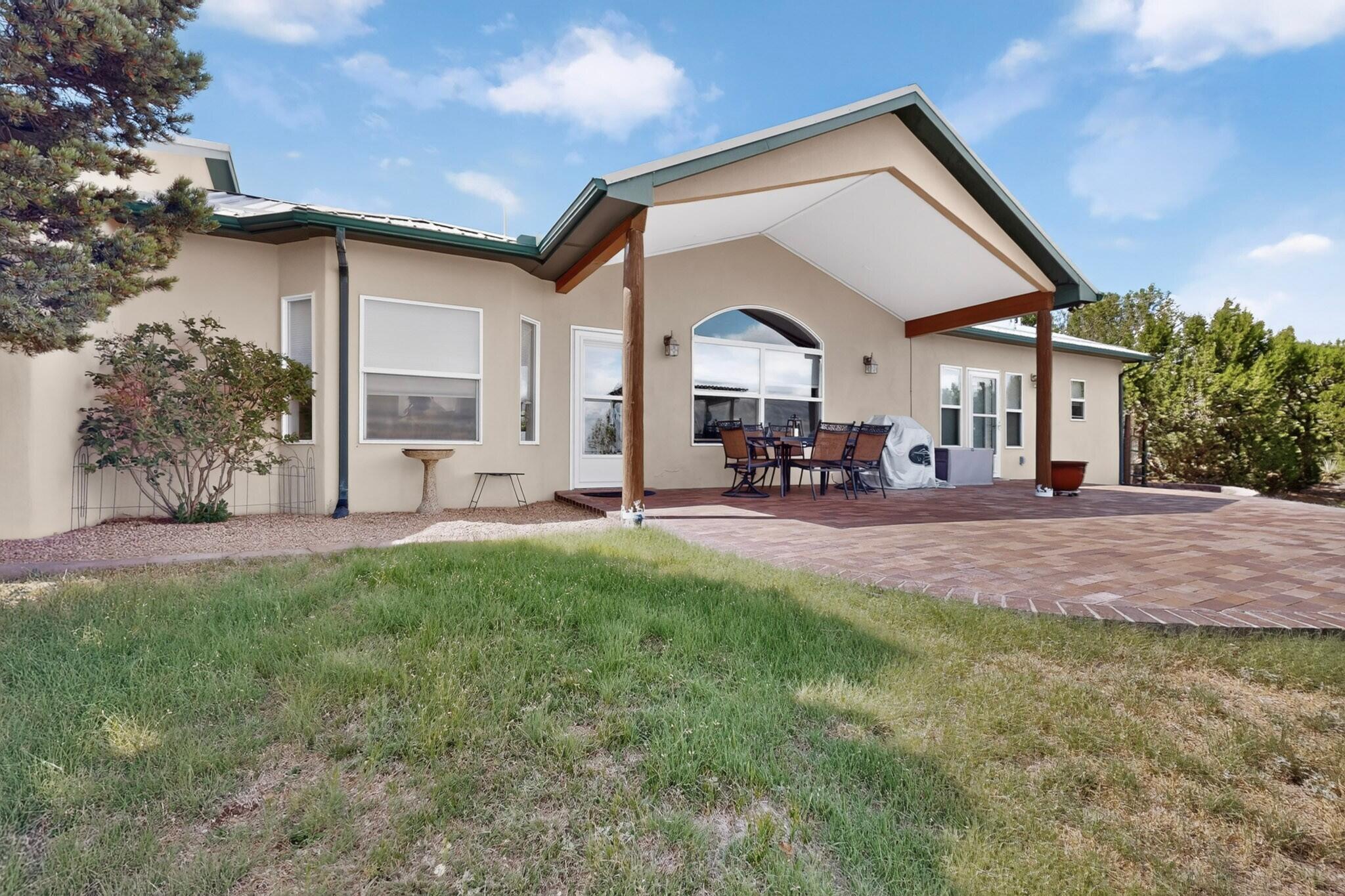 97 Sandia Mountain Ranch Drive