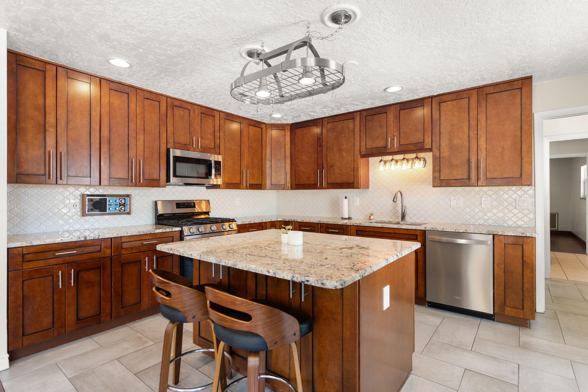 3705 35th Circle SE