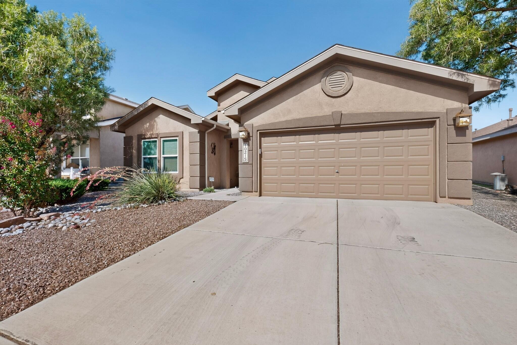 10215 Ventana Oeste Drive NW