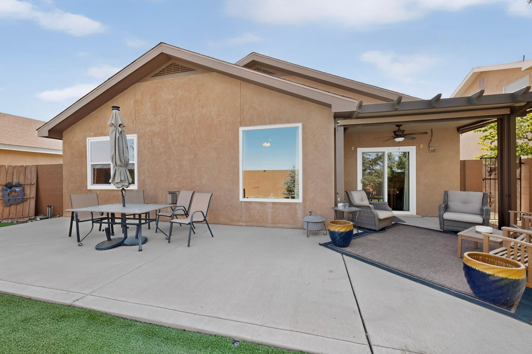 10215 Ventana Oeste Drive NW
