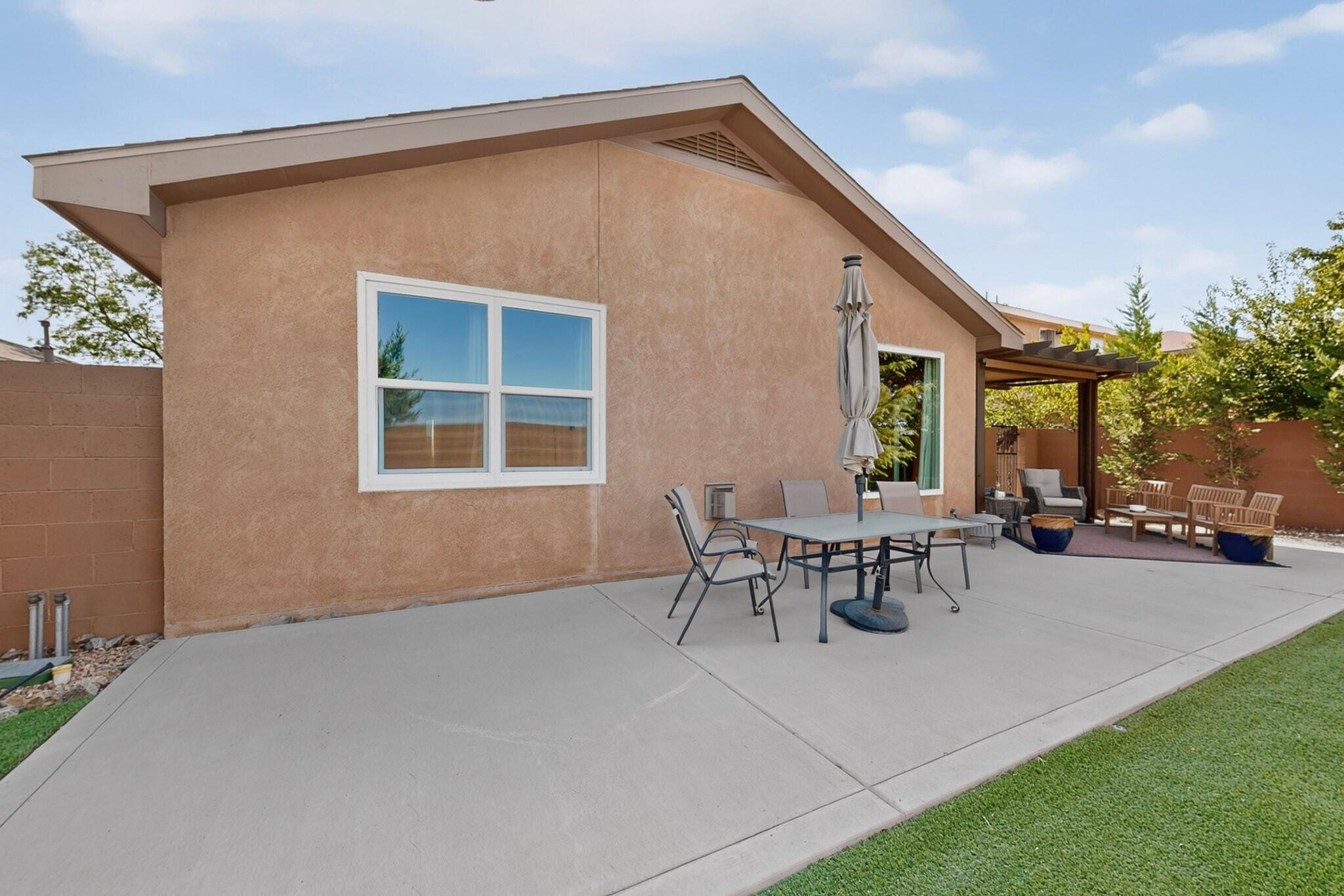 10215 Ventana Oeste Drive NW