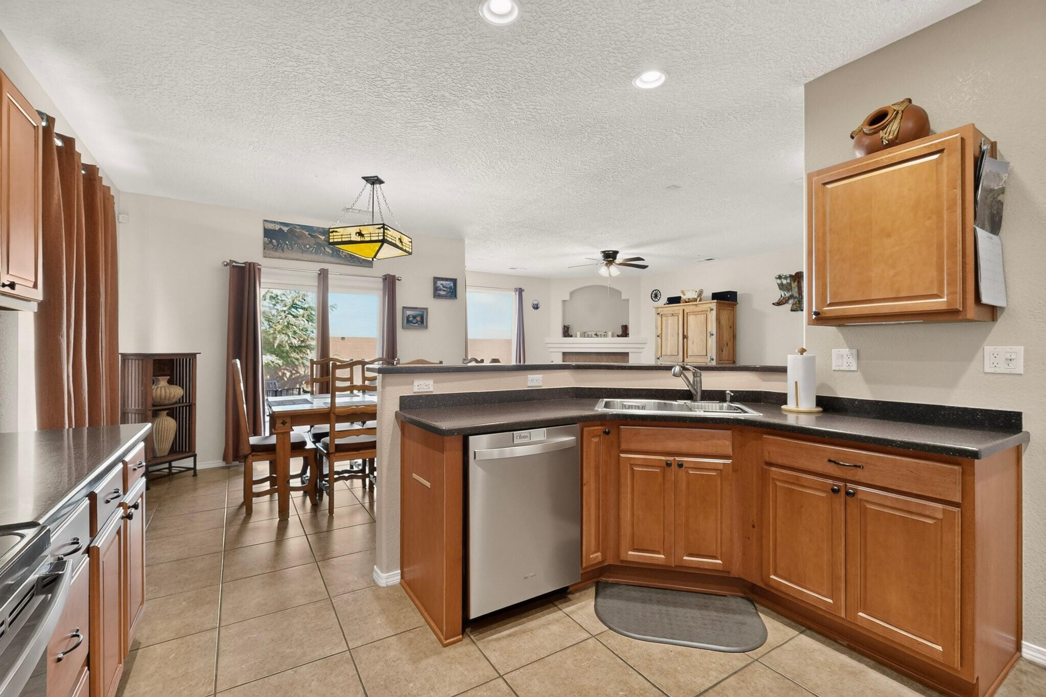 10215 Ventana Oeste Drive NW