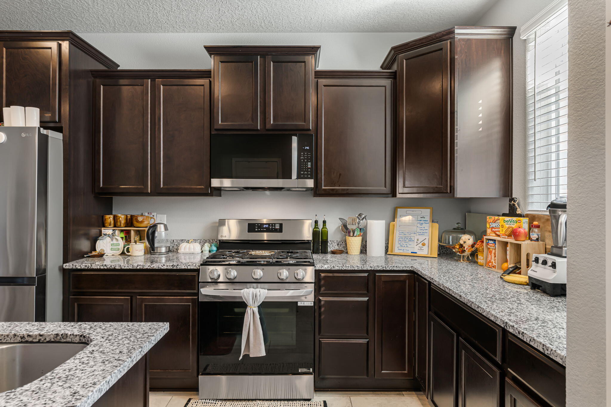 396 Pecos Loop SE