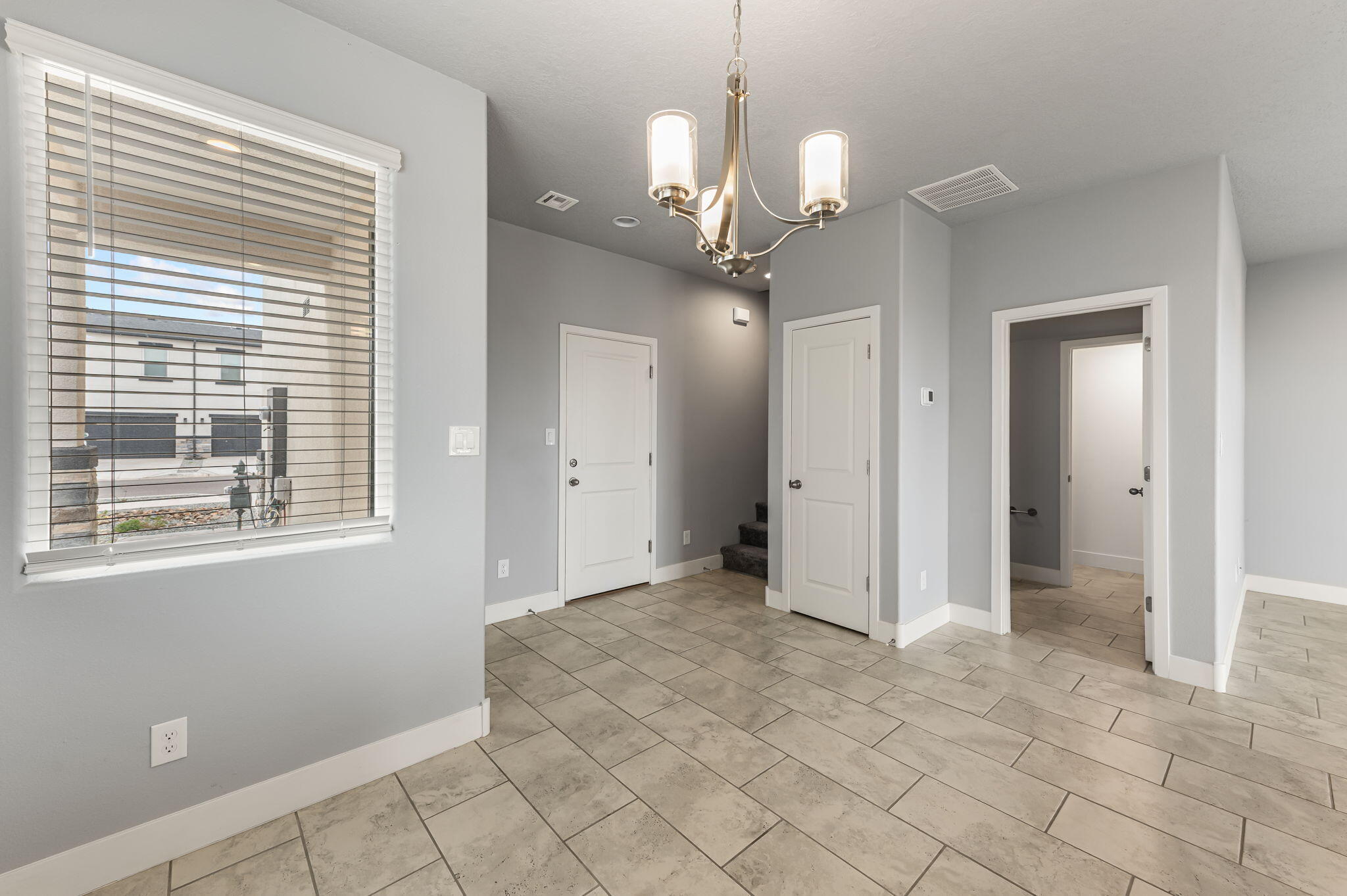 396 Pecos Loop SE