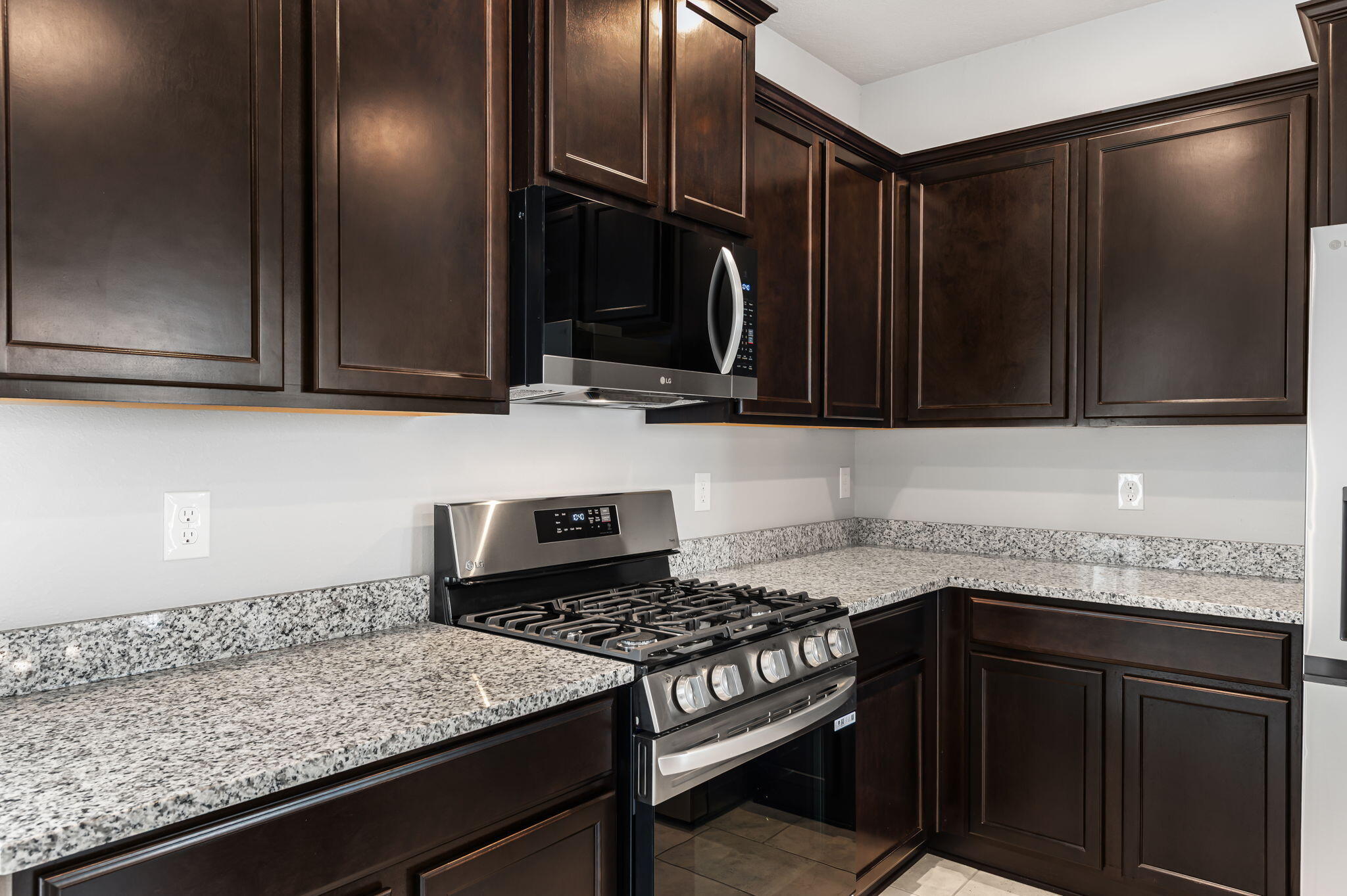 396 Pecos Loop SE