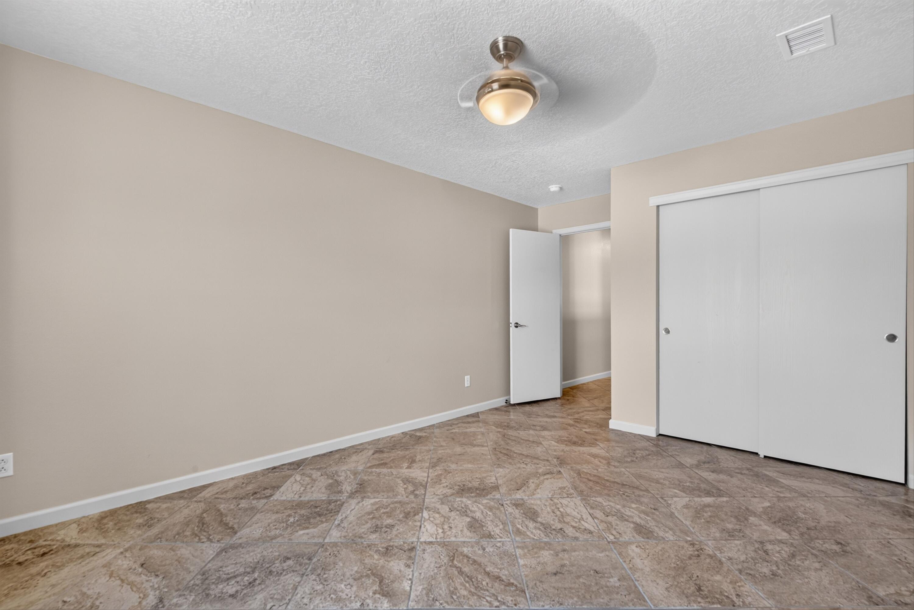 6466 Hurley Court NE
