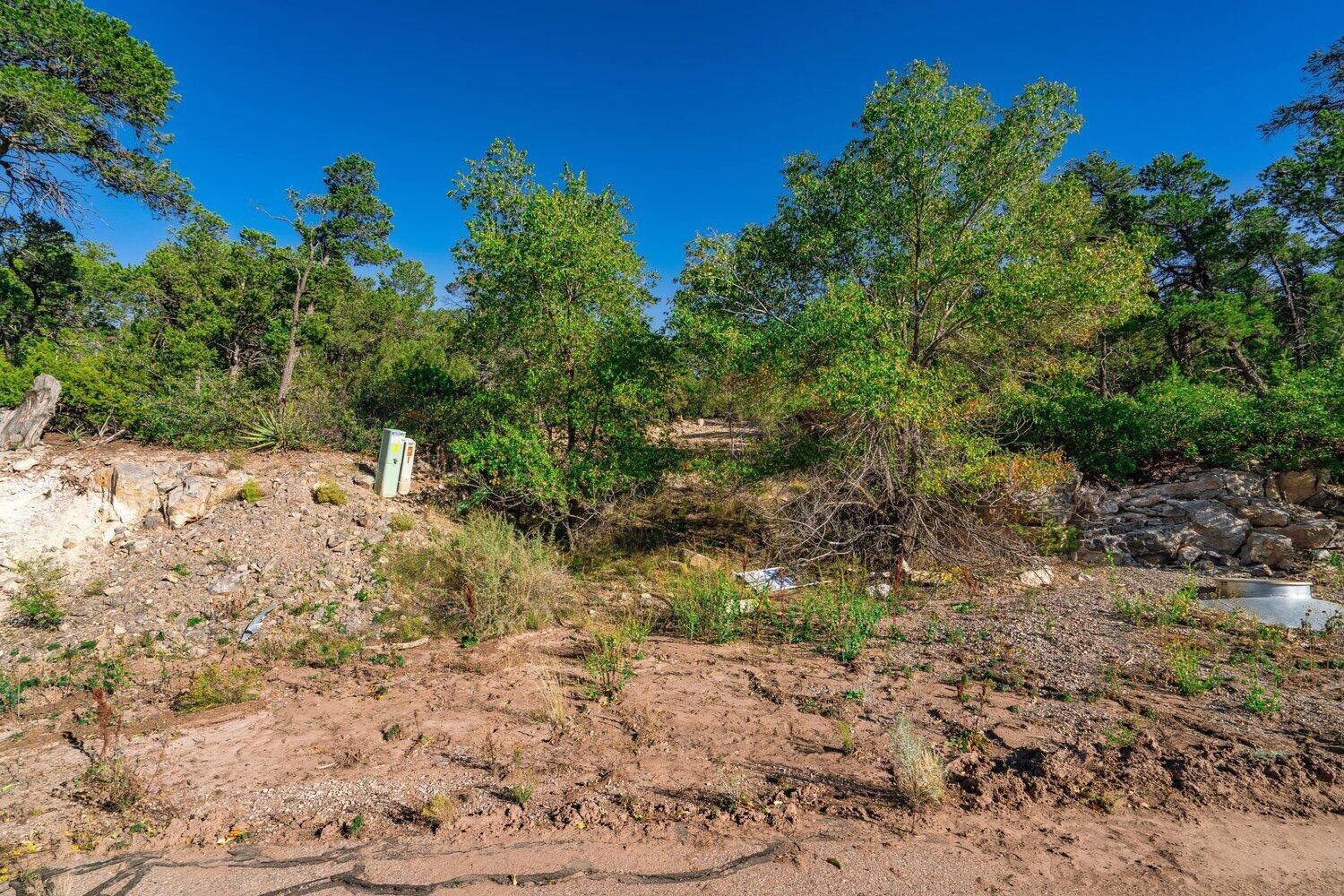 8 Tablazon Valley Drive