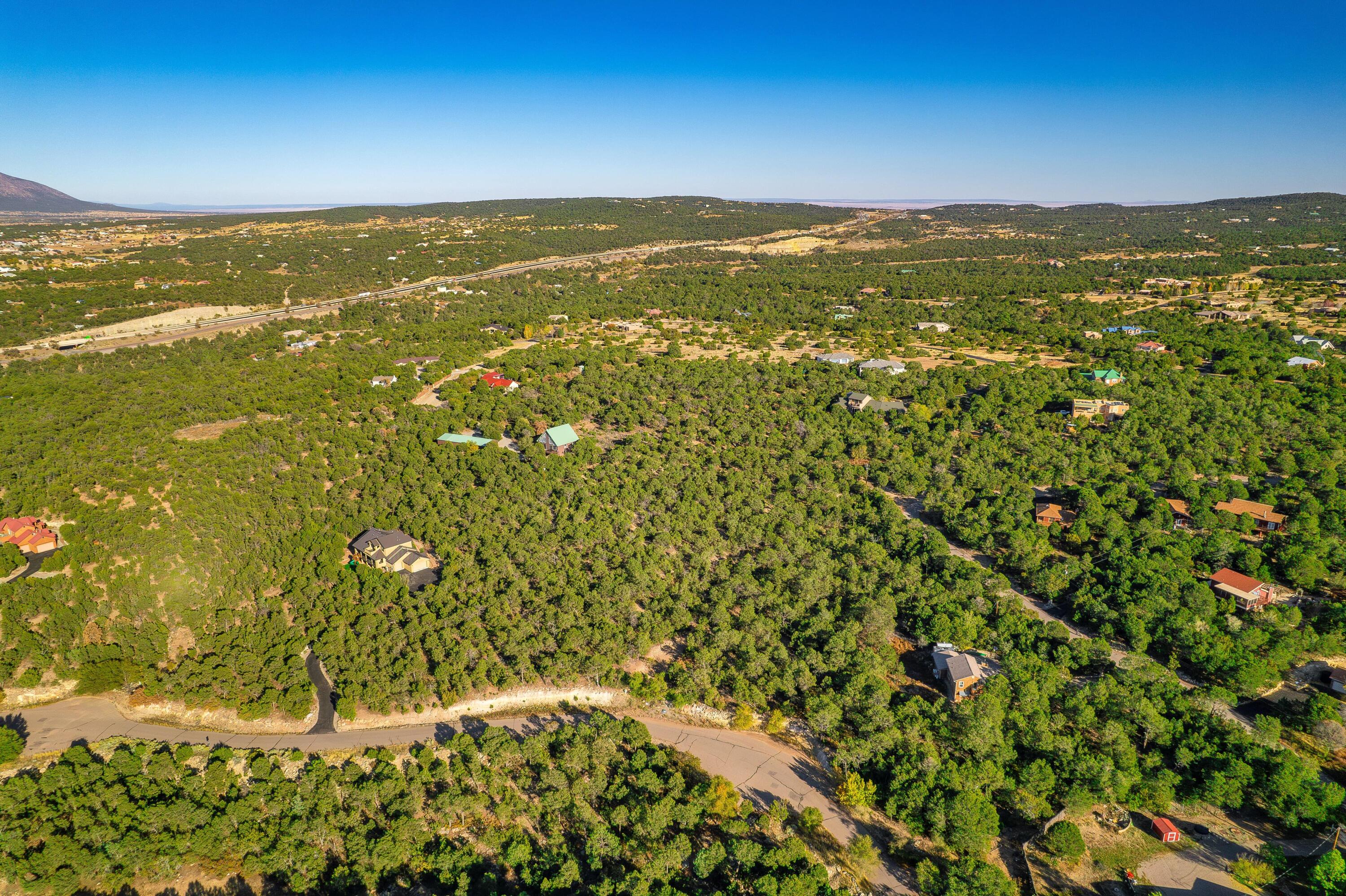 8 Tablazon Valley Drive