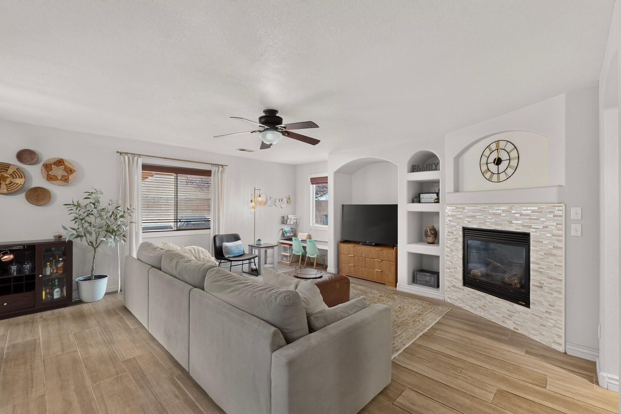 9609 Carson Mesa Drive NW
