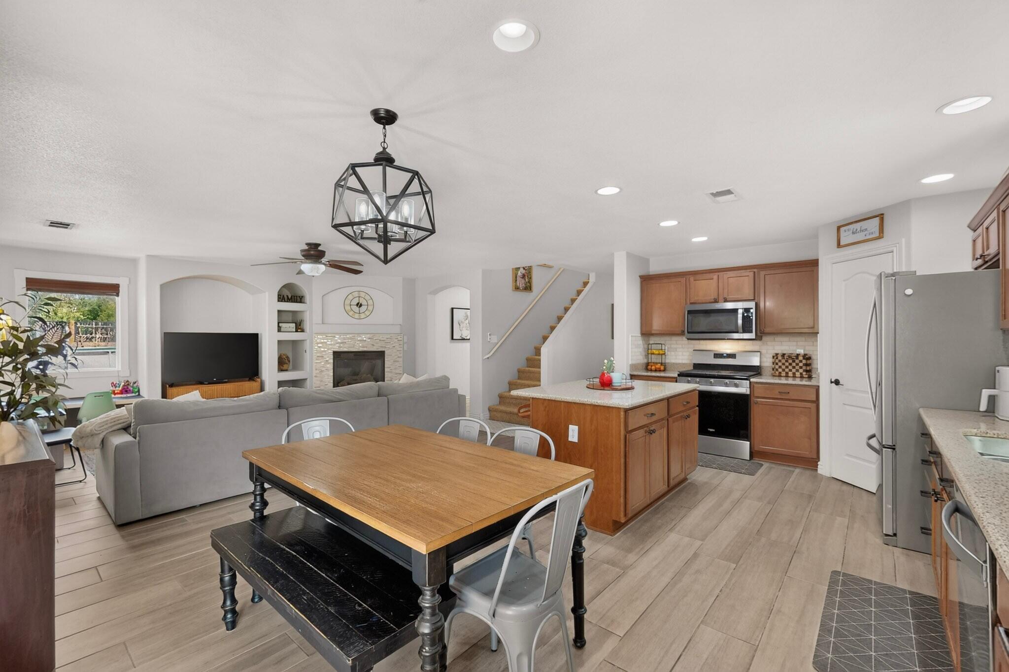 9609 Carson Mesa Drive NW