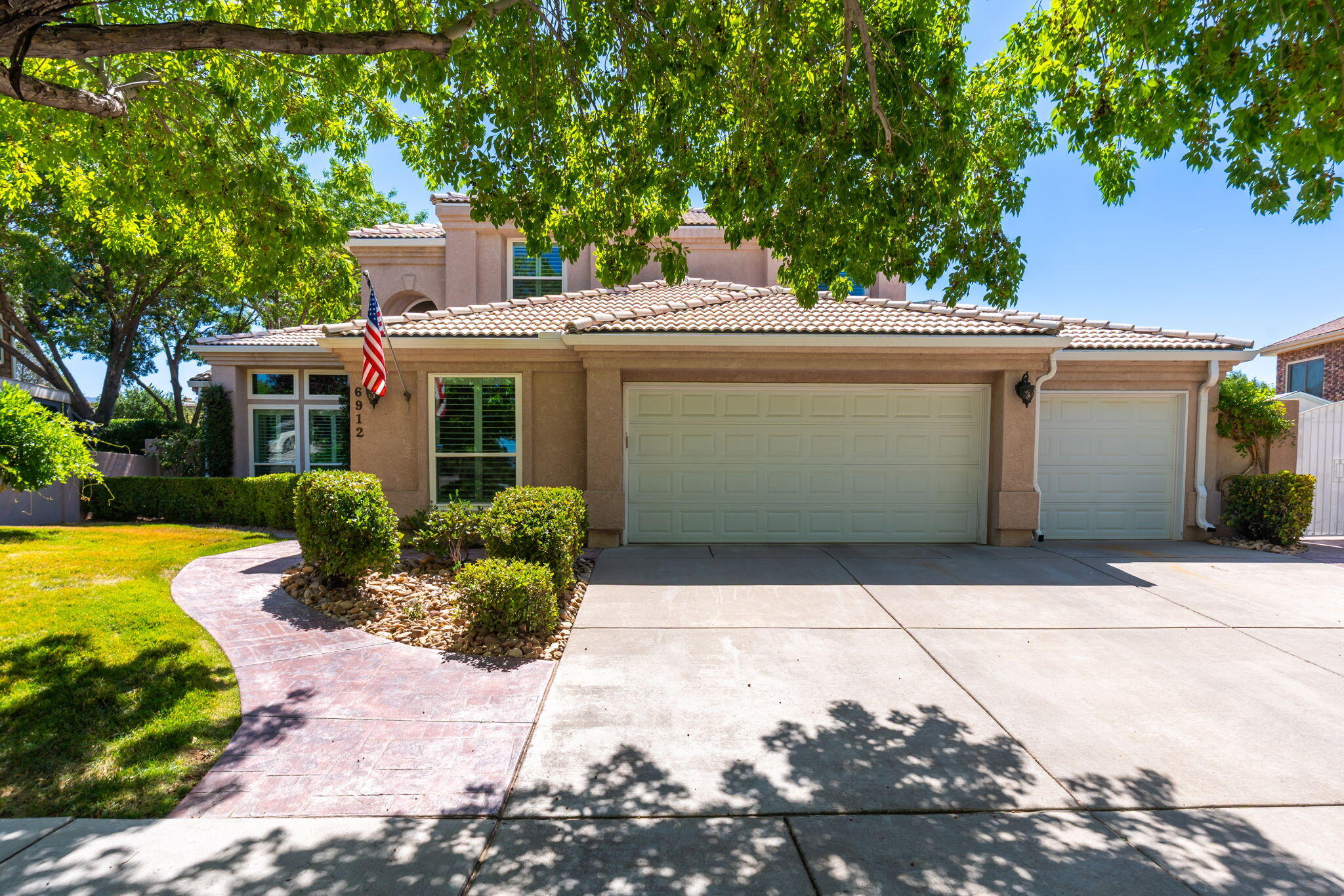 6912 Red Sky Road NE