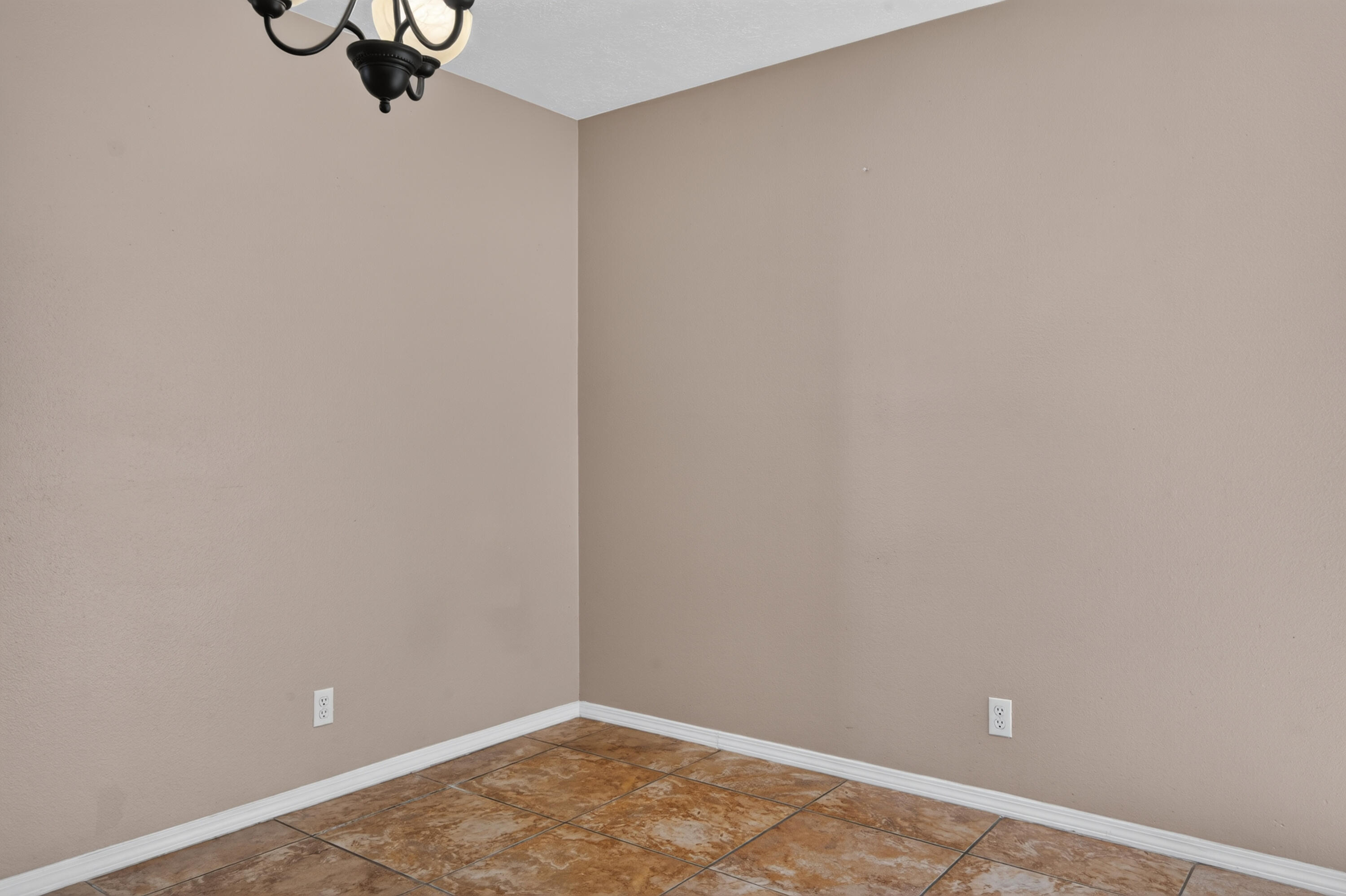 3213 Cascades Trail SE