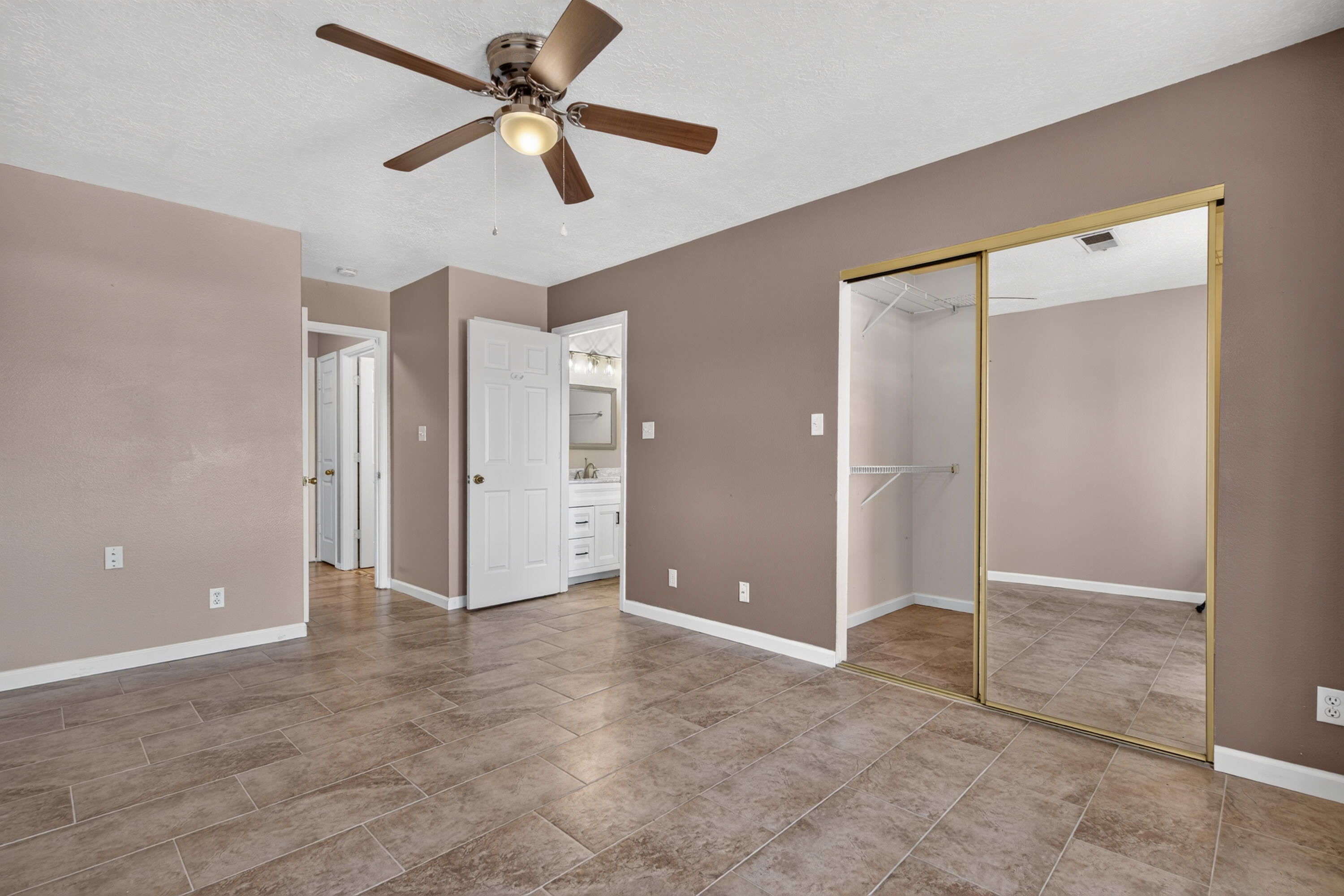 3213 Cascades Trail SE