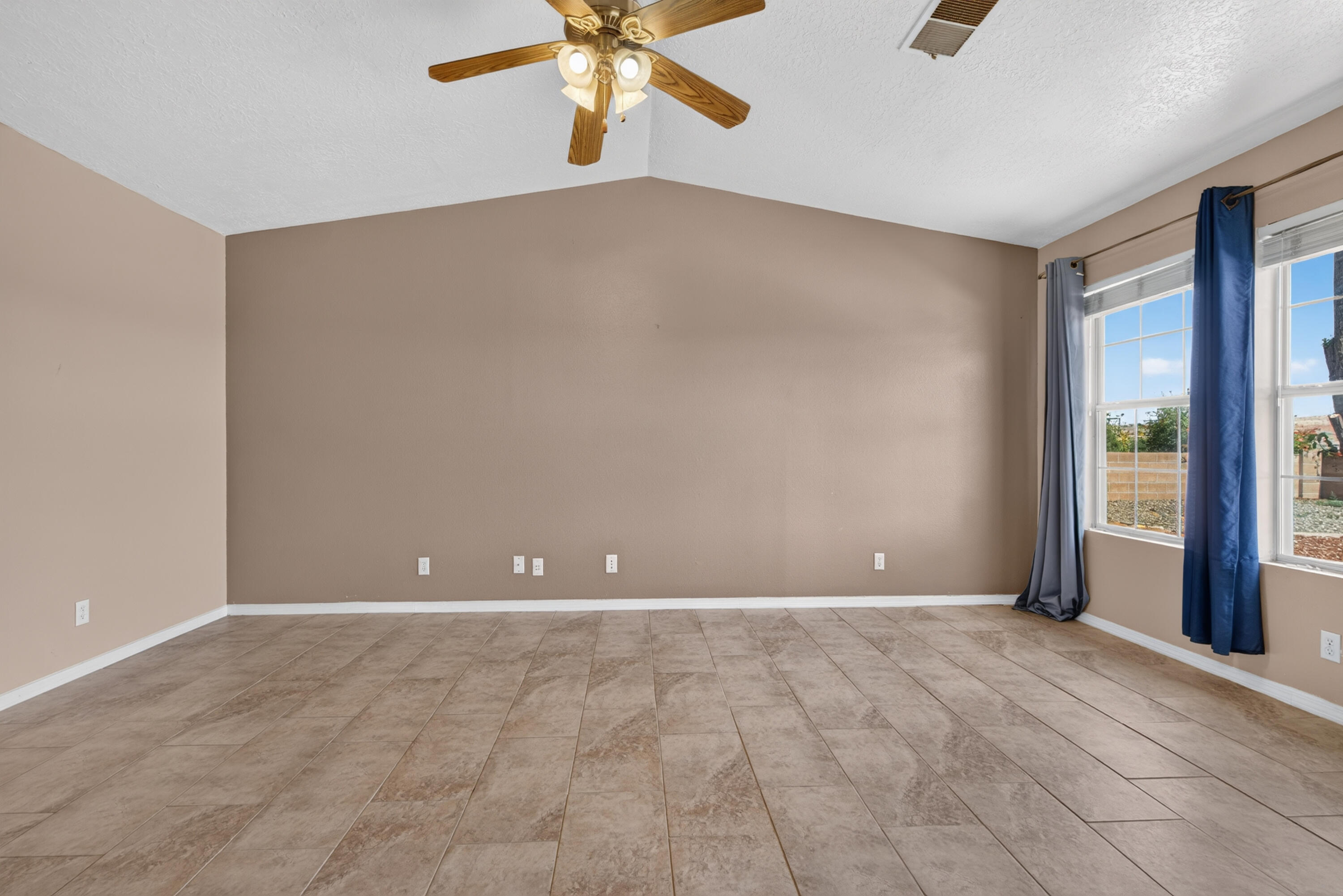 3213 Cascades Trail SE
