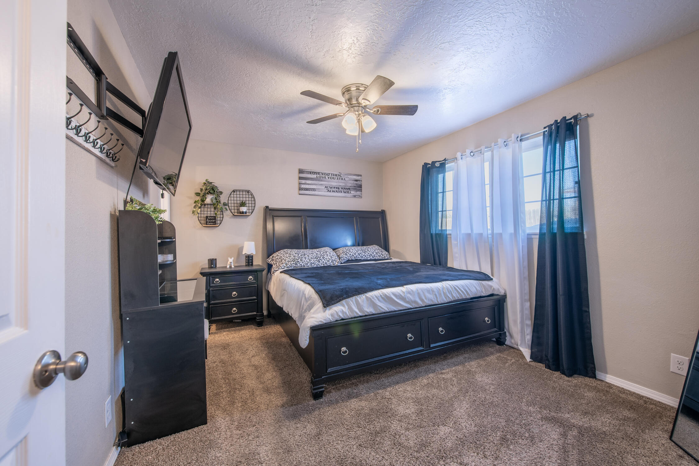 10128 Paseo Del Norte NW