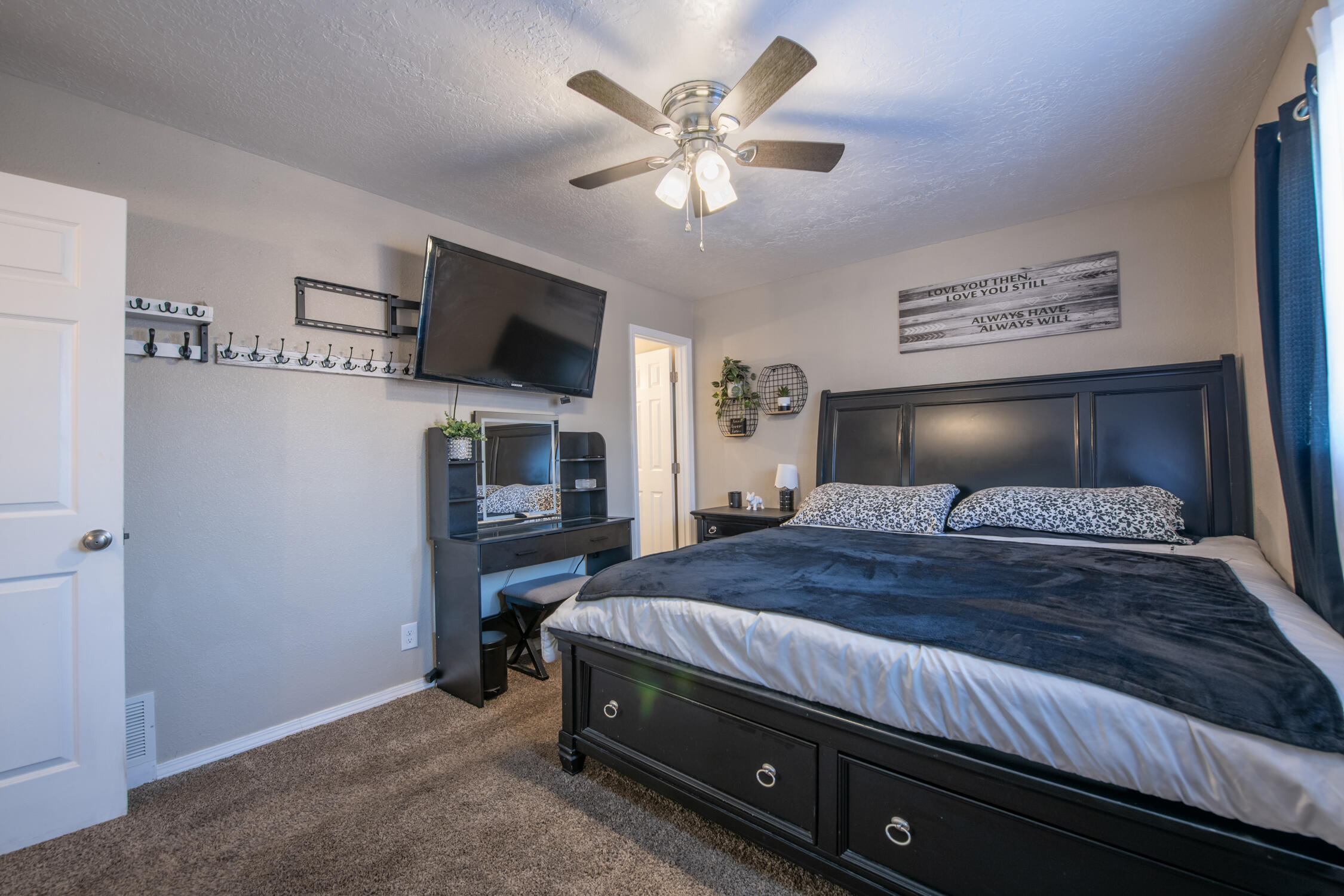 10128 Paseo Del Norte NW
