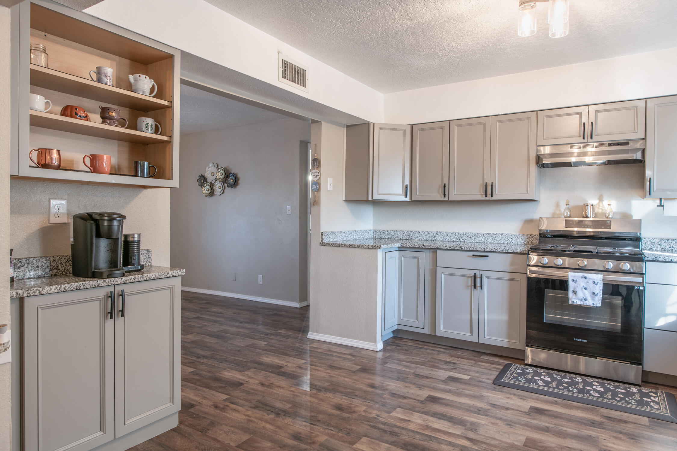 10128 Paseo Del Norte NW