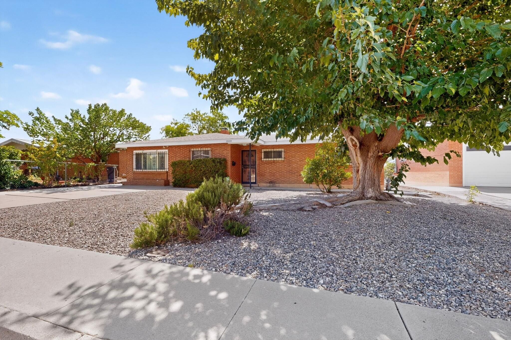 1809 Cornell Drive SE