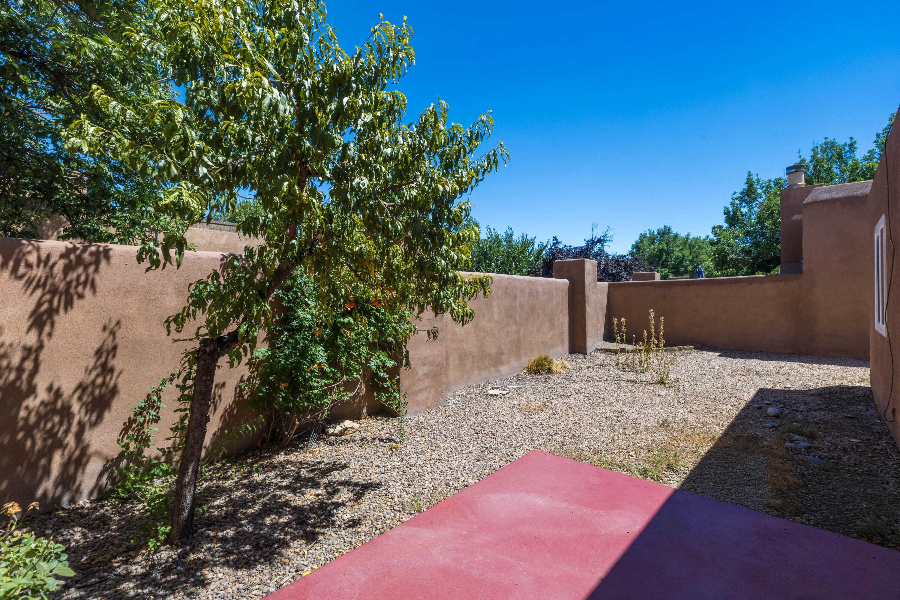 2404 Don Pedro NW