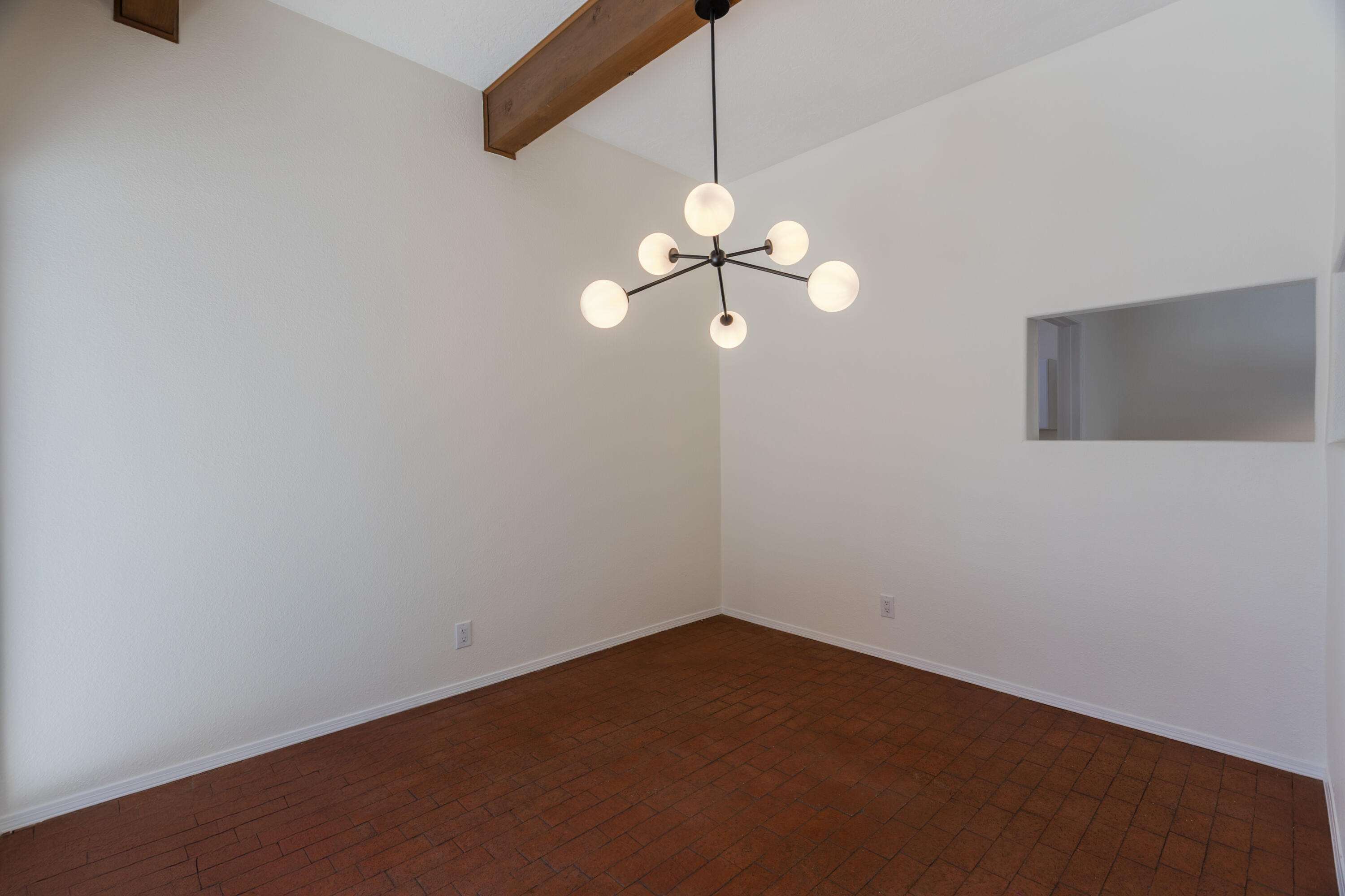 2404 Don Pedro NW