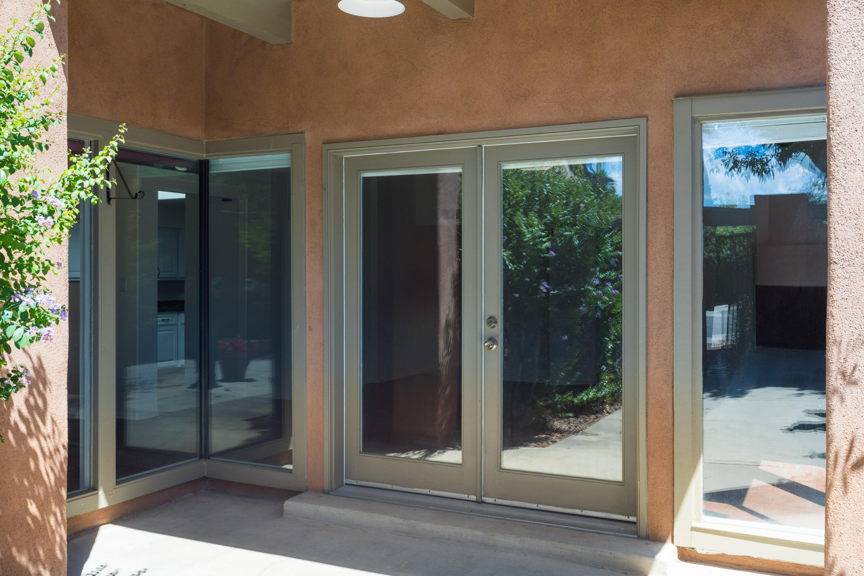 2404 Don Pedro NW