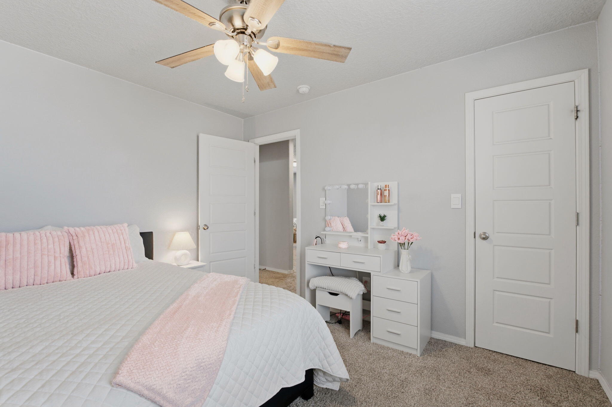 3188 Tazanita Loop SE