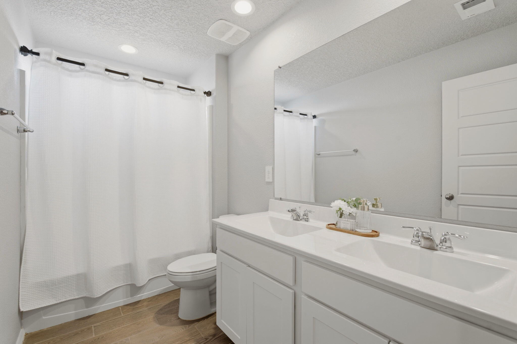 3188 Tazanita Loop SE