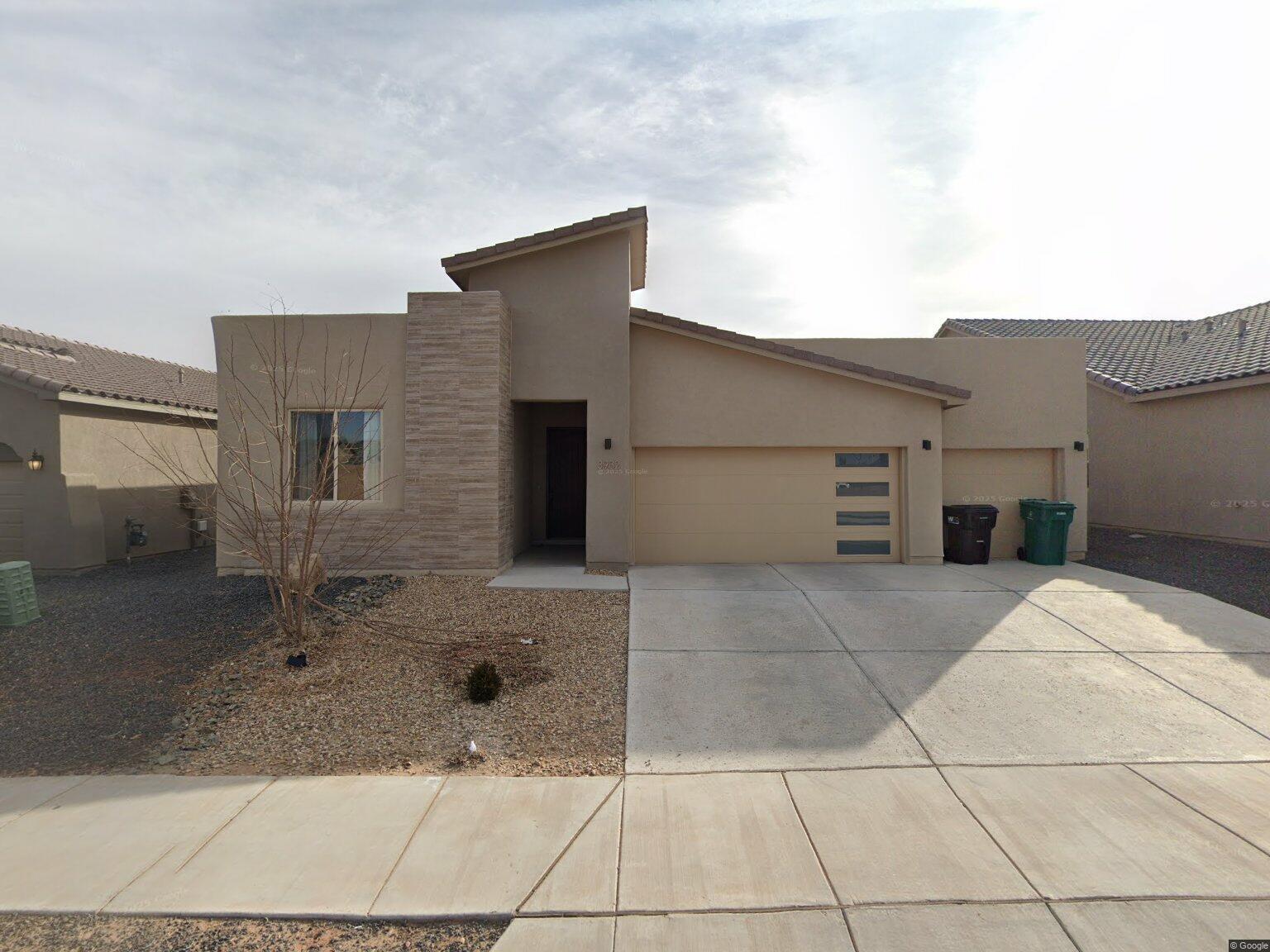 3932 Kodiak Road NE