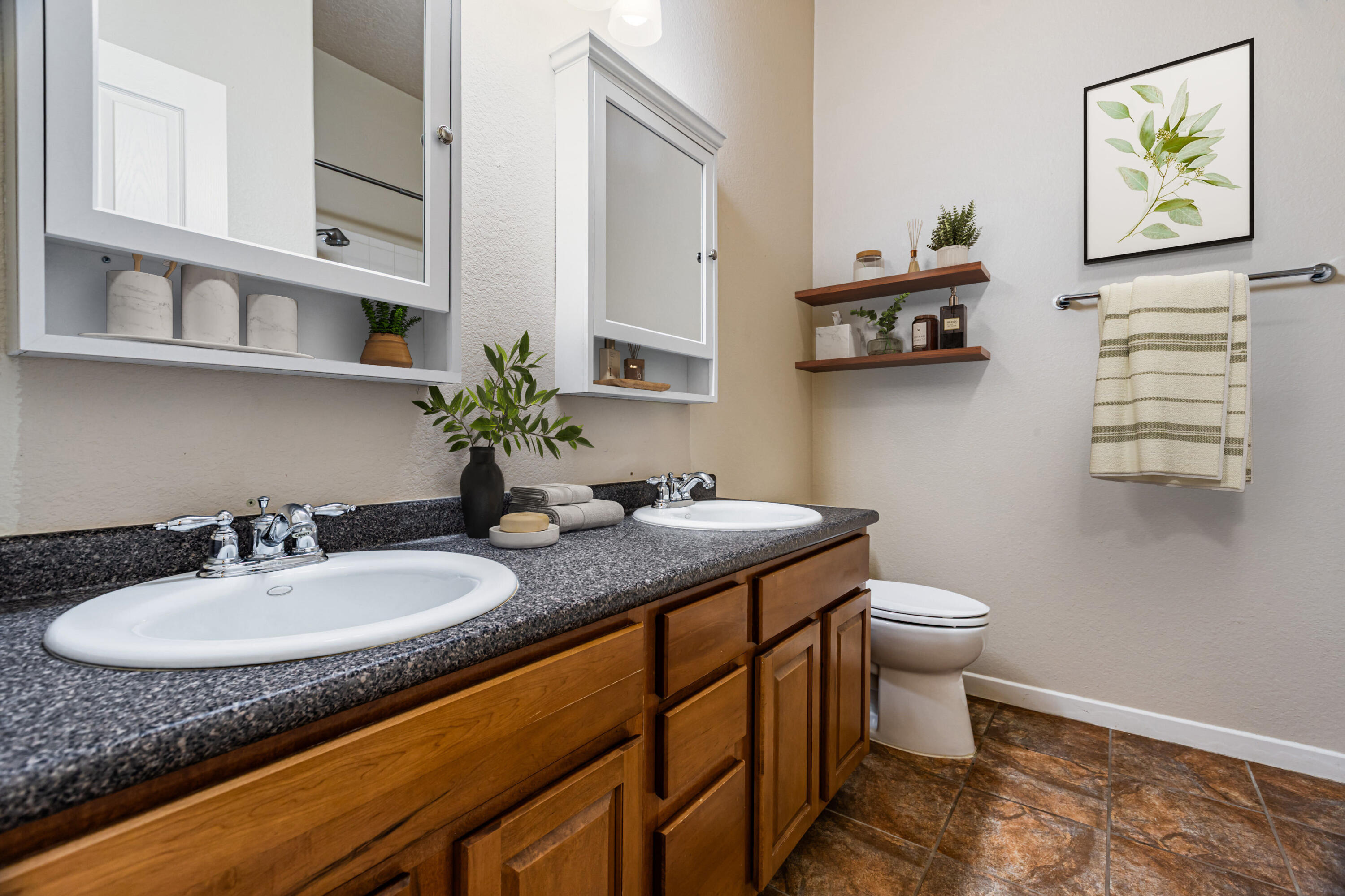 1333 Reynosa Loop SE