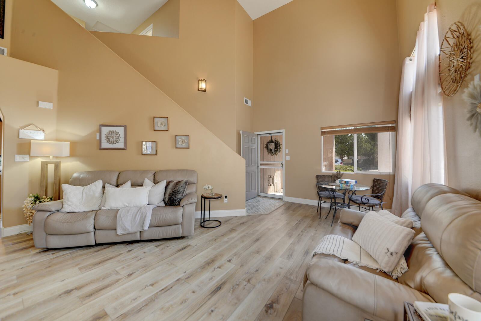 1012 Casa Maria Road NE